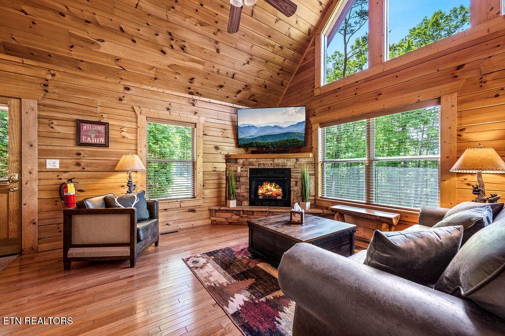 living room4 - 766 High Mountain Way, Gatlinburg, TN 37738, Gatlinburg