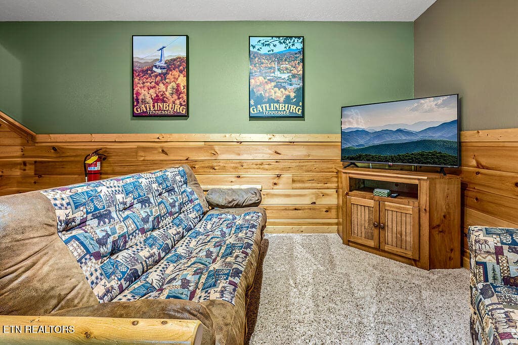 basement rec room2 - 766 High Mountain Way, Gatlinburg, TN 37738, Gatlinburg