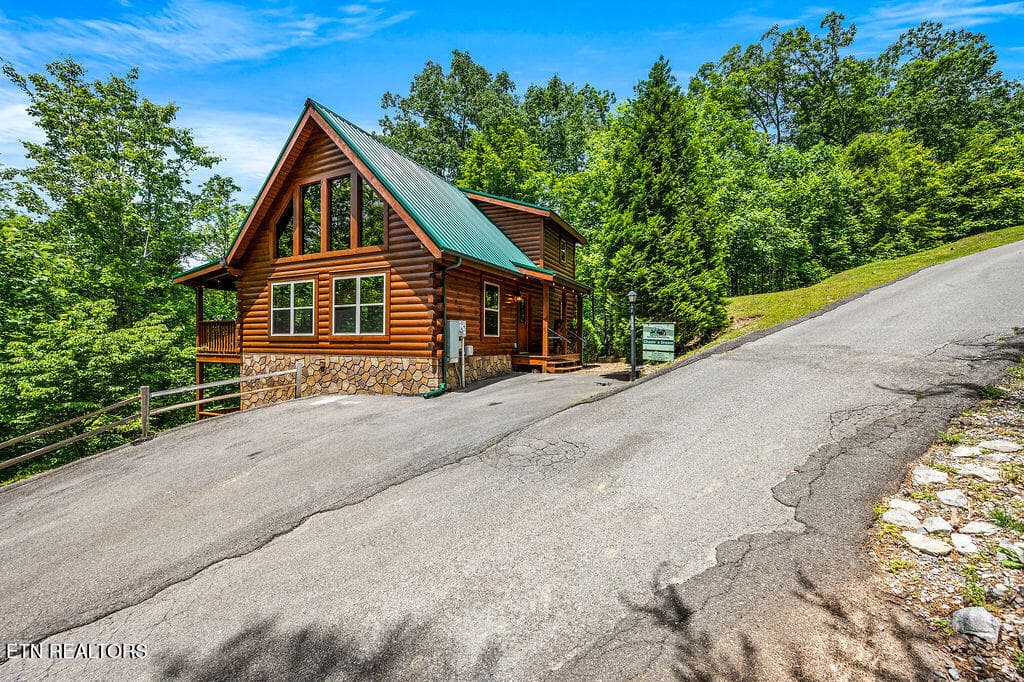 front3 - 766 High Mountain Way, Gatlinburg, TN 37738, Gatlinburg