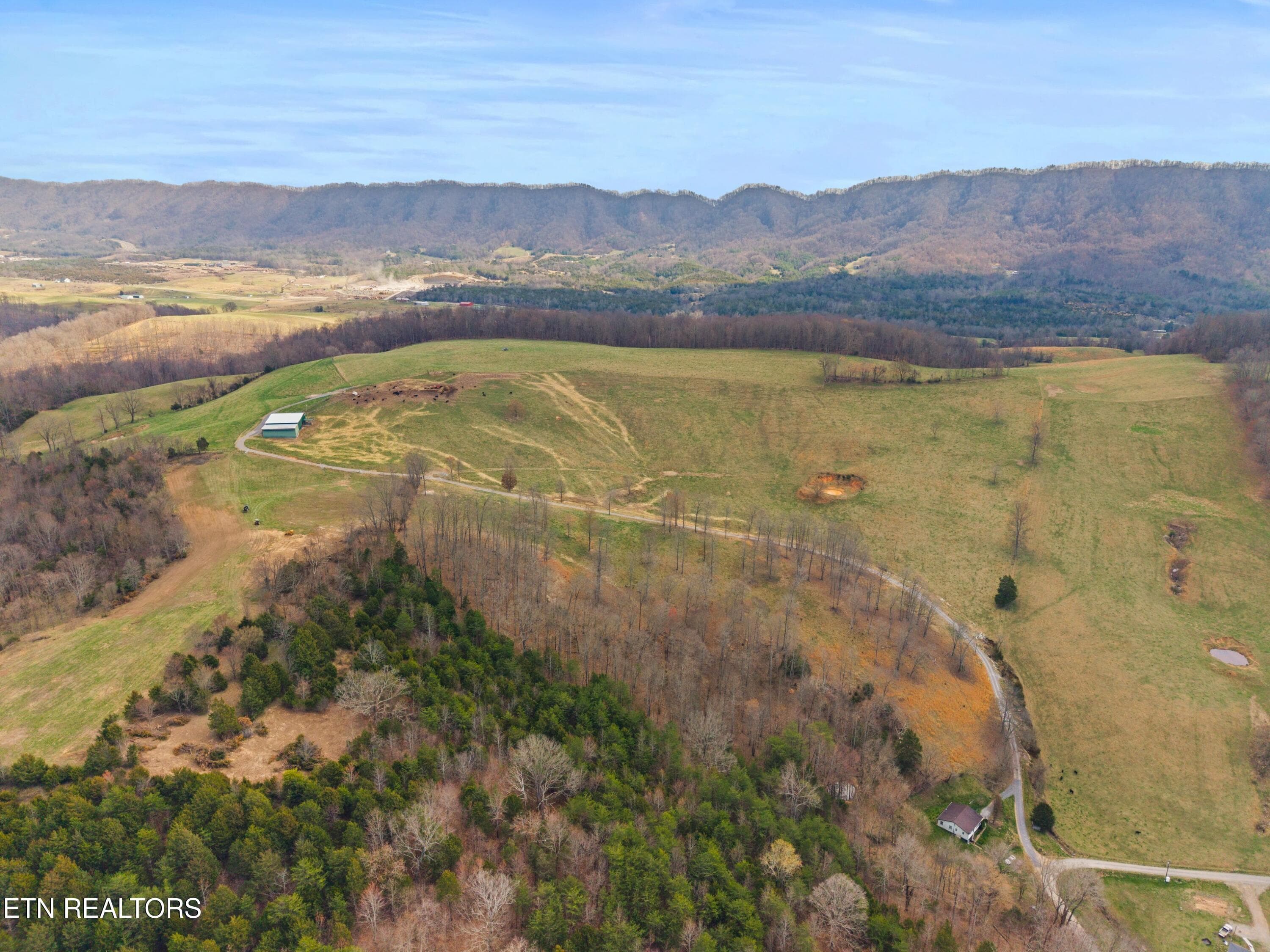 015-BeechGroveRoad-60Acres-ThornHill-TN- - Beech Grove Rd, Thorn Hill, TN 37881