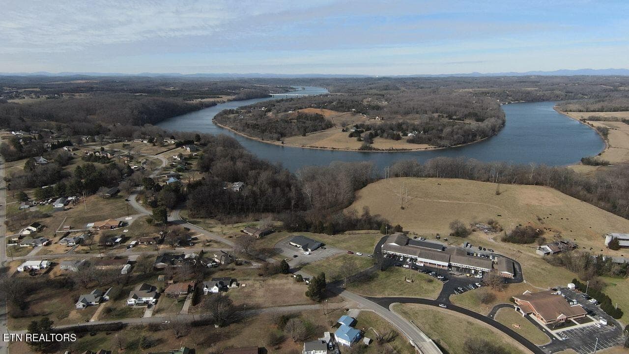 Drone Photo - 705 Mulberry St, Loudon, TN 37774