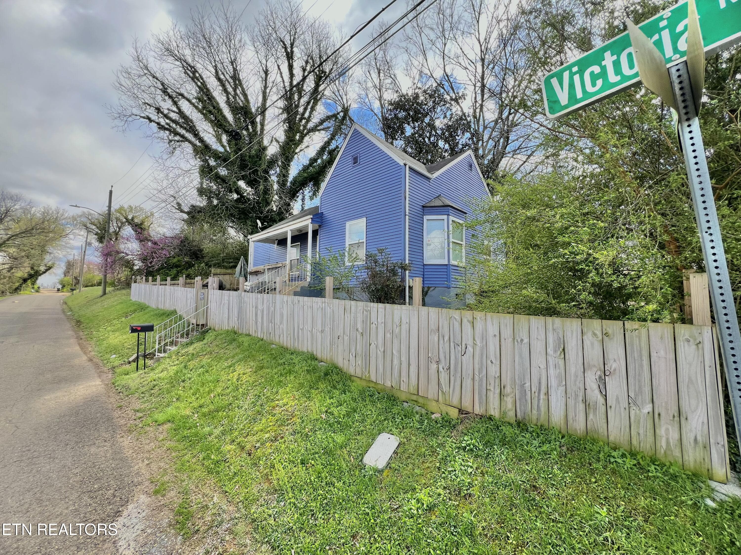 IMG_2848 - 1900 Victoria Ave, Knoxville, TN 37915, Knoxville