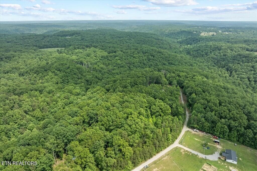 241046_18 - 280 Paradise Lane, Crawford, TN 38554