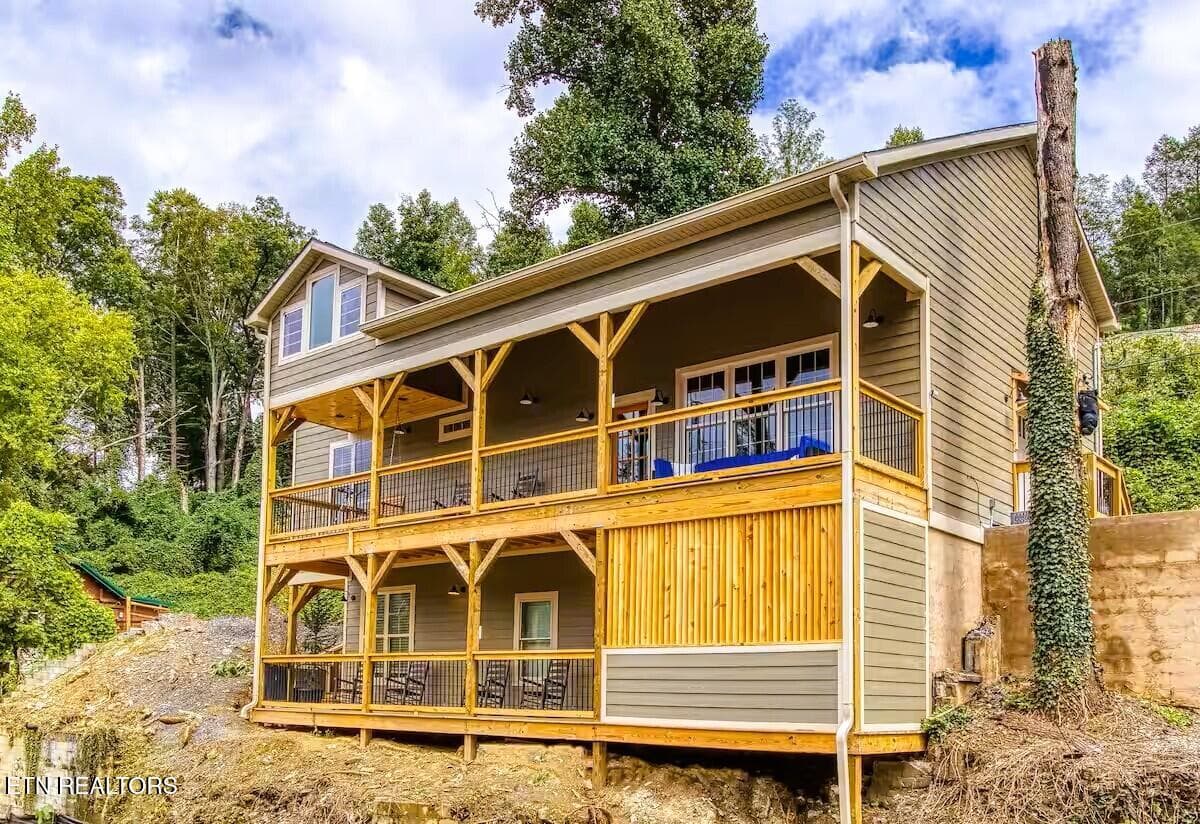 260 Circle Drive, Gatlinburg, TN 37738