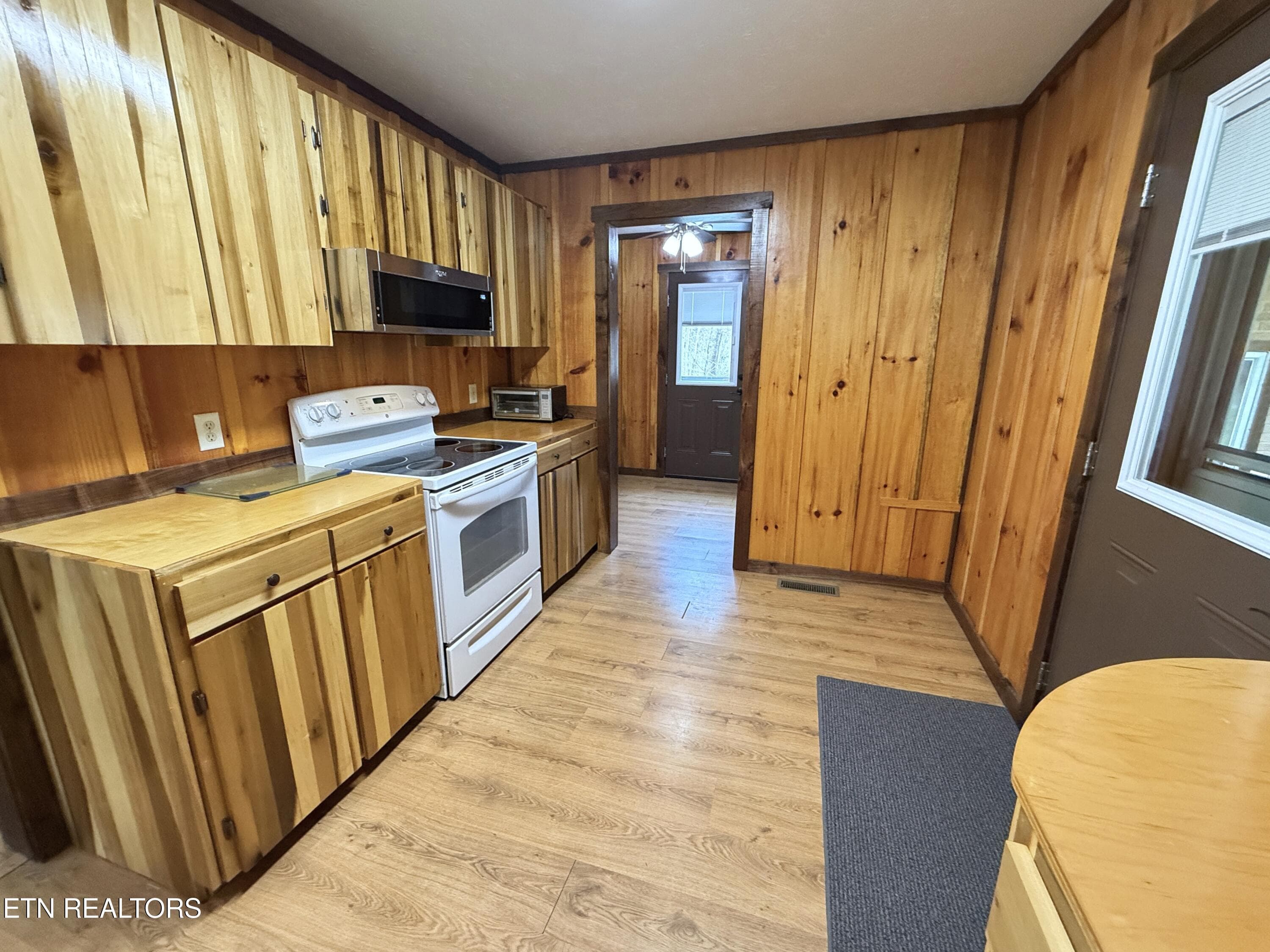 8 - 1059 Blue Mill Rd, Del Rio, TN 37727