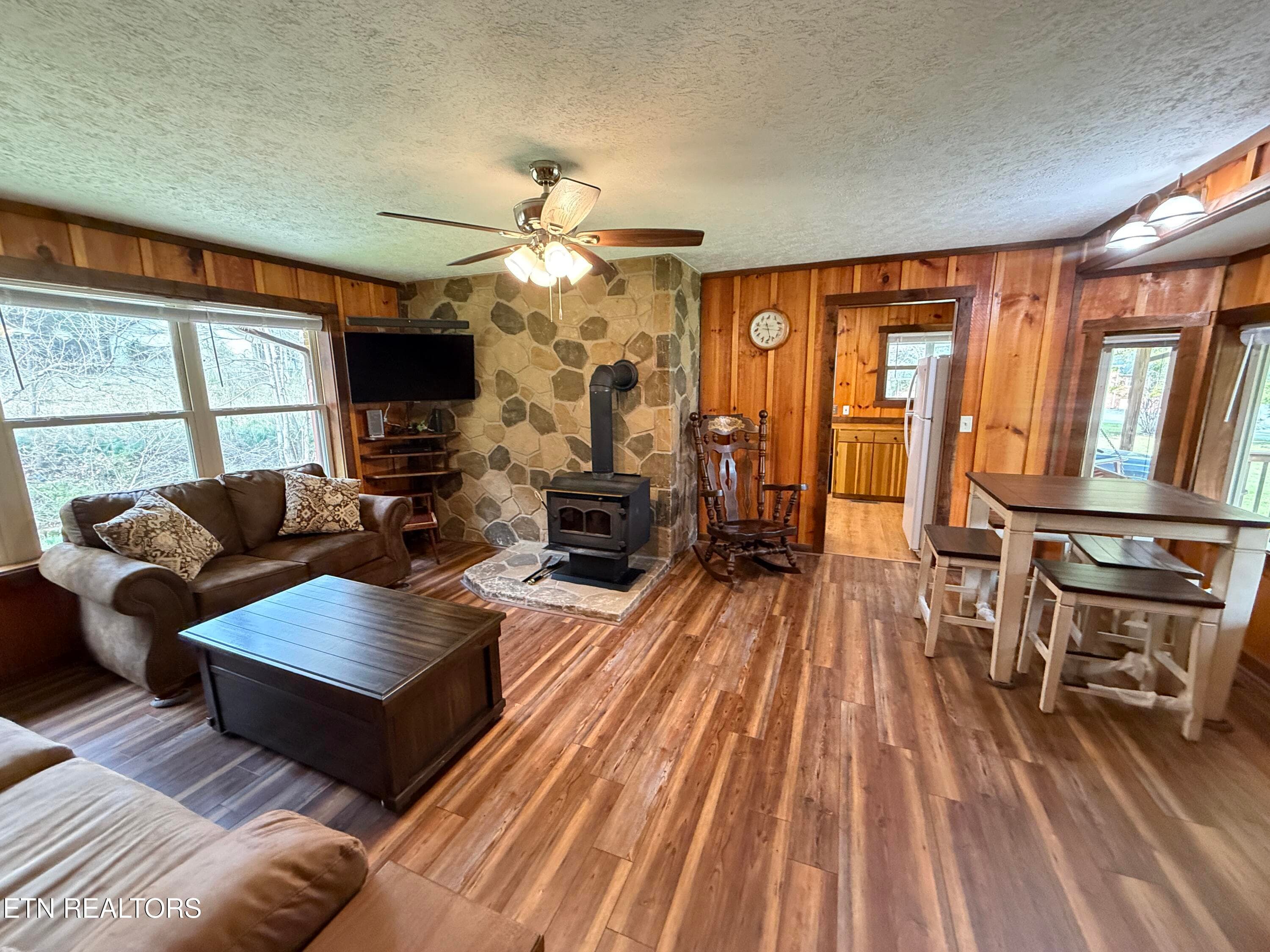 16 - 1059 Blue Mill Rd, Del Rio, TN 37727
