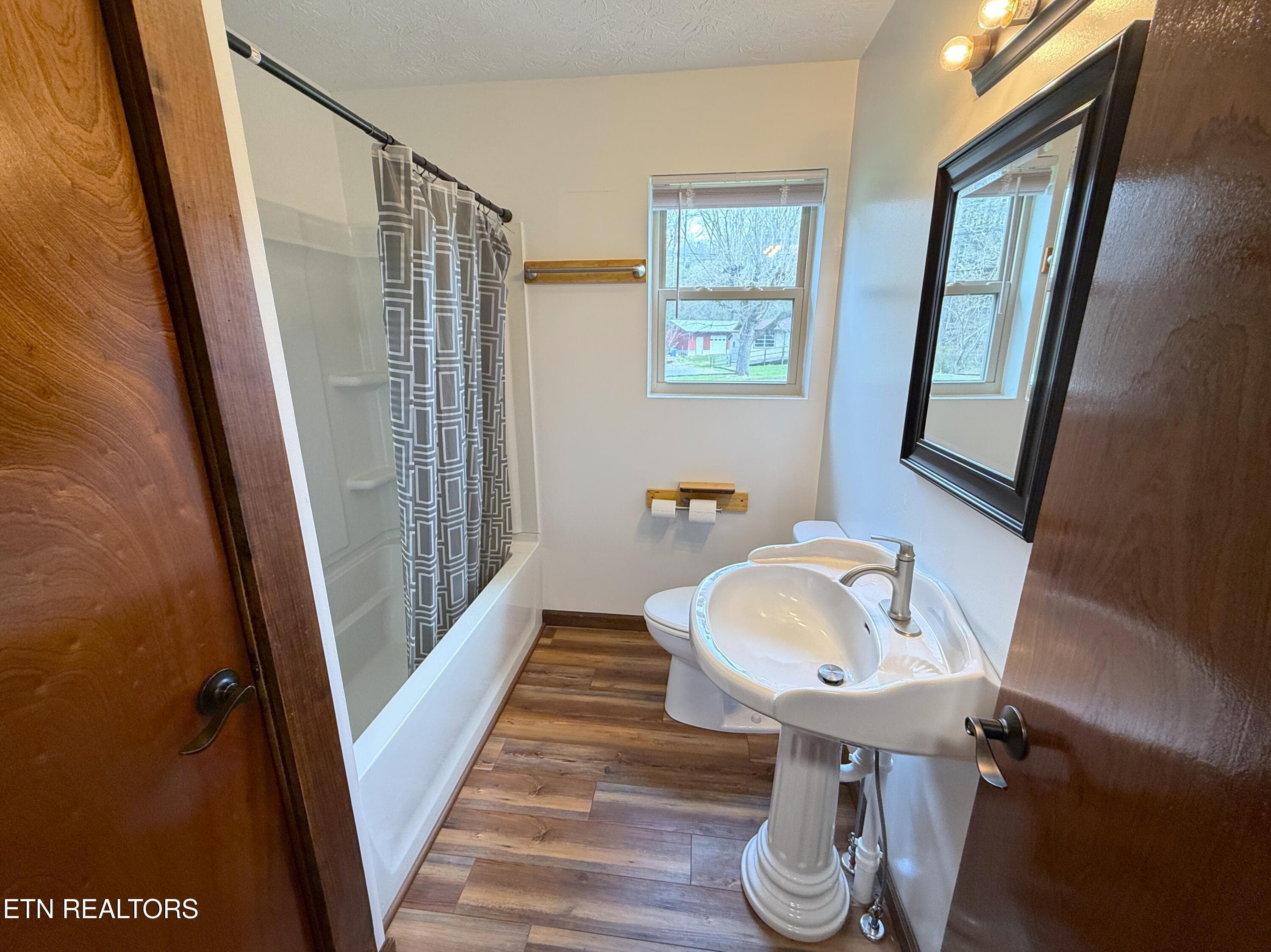 20 - 1059 Blue Mill Rd, Del Rio, TN 37727