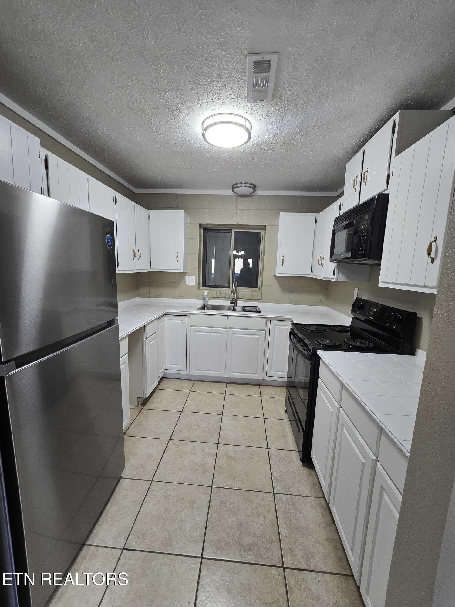 1000013736 - 2404&2406 Clancy Ave, Morristown, TN 37814