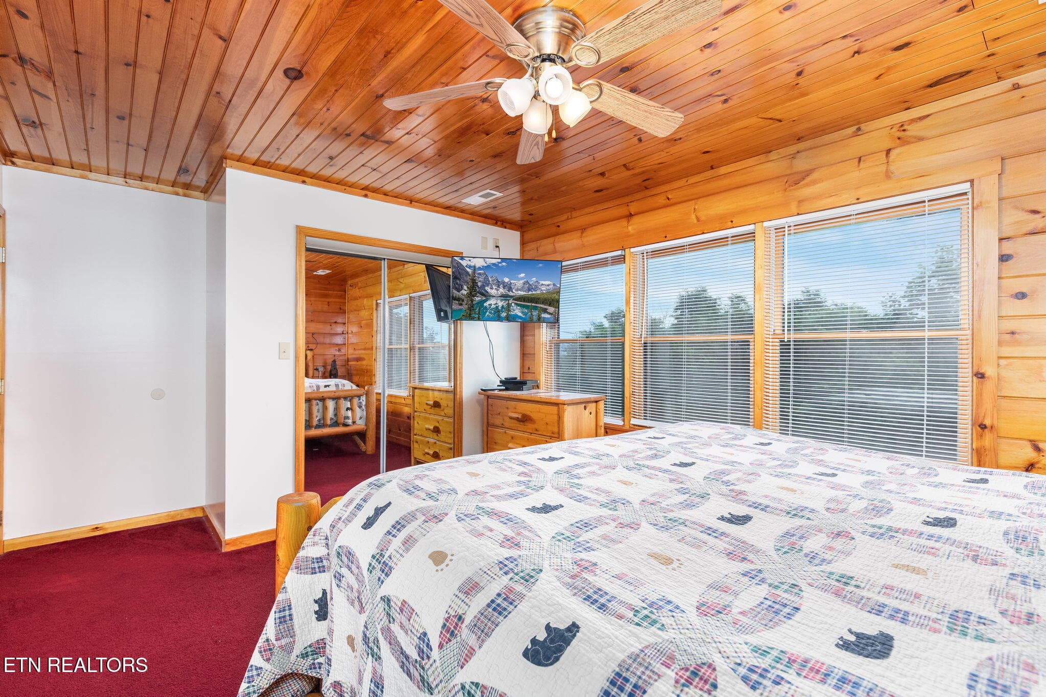 40 - 2039 Oakmont Drive, Sevierville, TN 37876