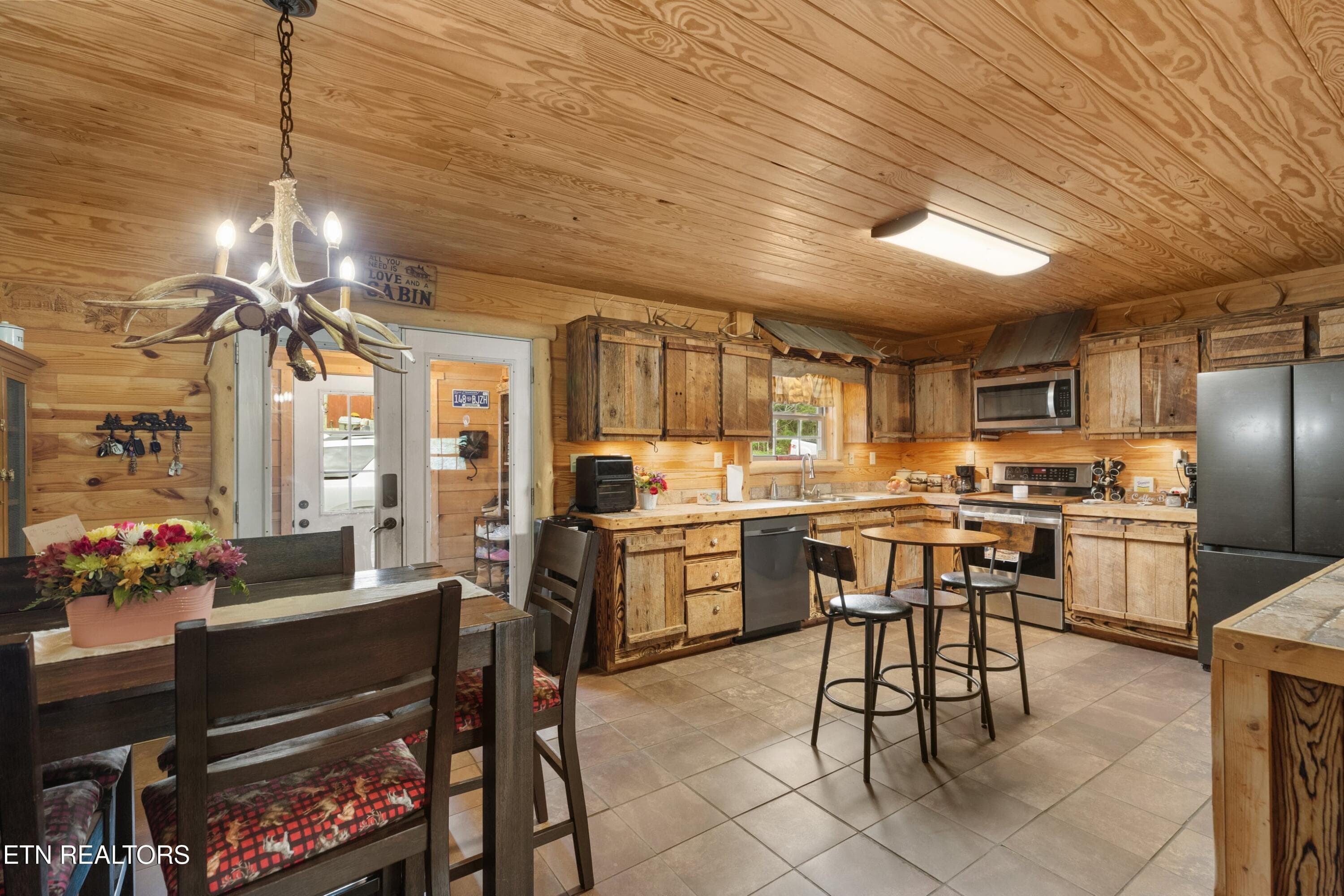 011-2357HallRoad-Dandridge-TN-37725-SMAL - 2357 Hall Rd, Dandridge, TN 37725