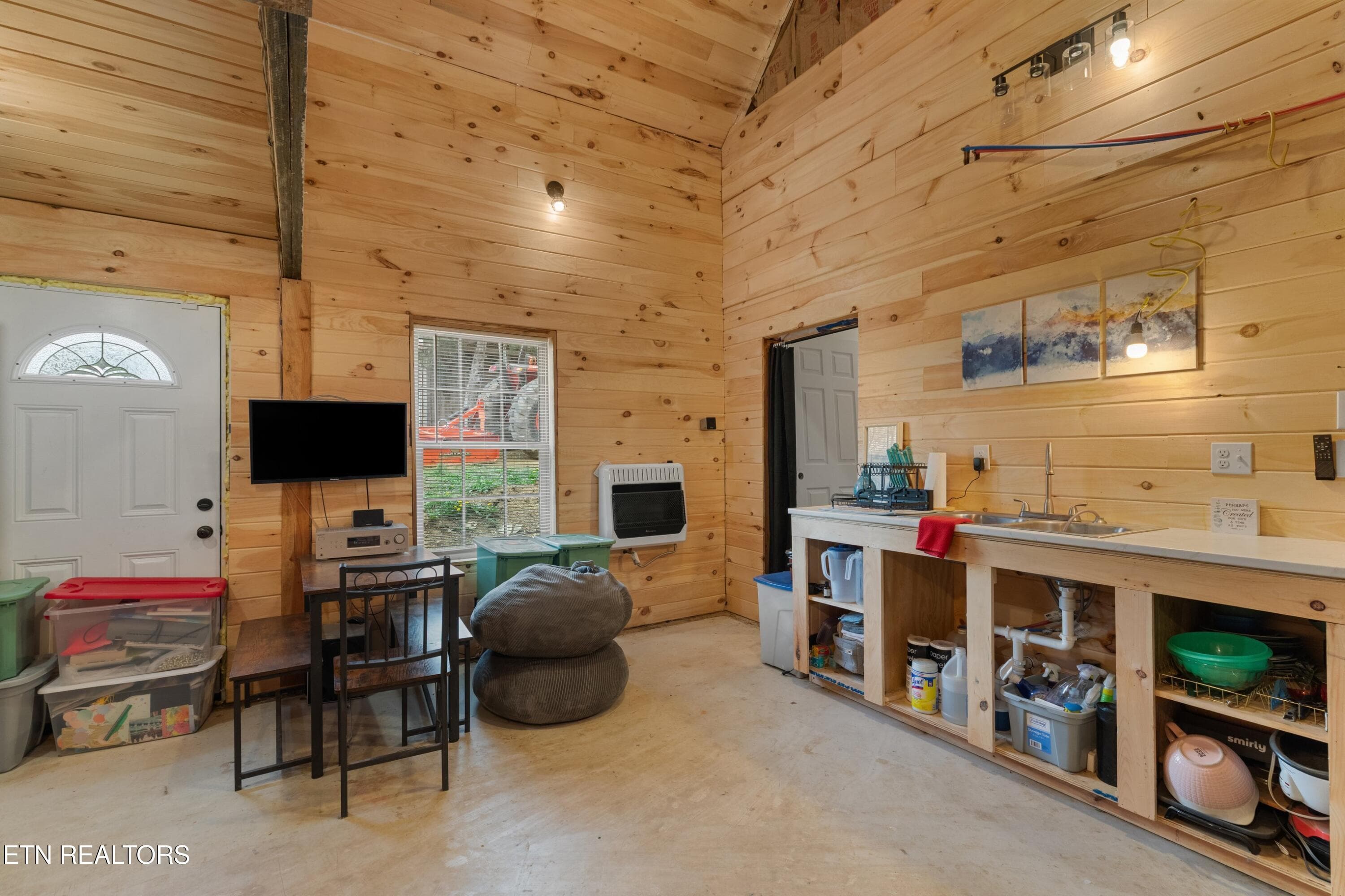 030-2357HallRoad-Dandridge-TN-37725-SMAL - 2357 Hall Rd, Dandridge, TN 37725