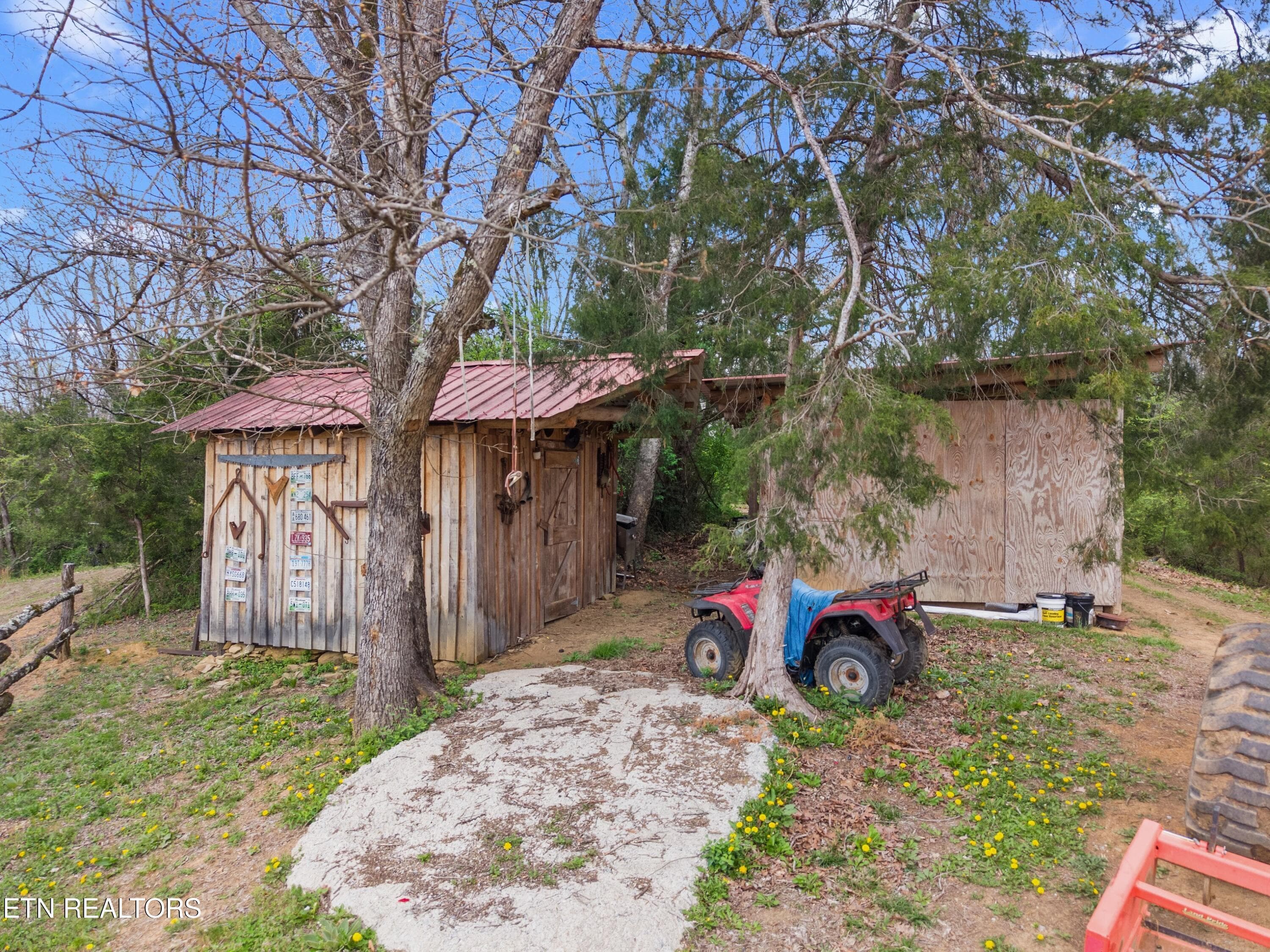048-2357HallRoad-Dandridge-TN-37725-SMAL - 2357 Hall Rd, Dandridge, TN 37725