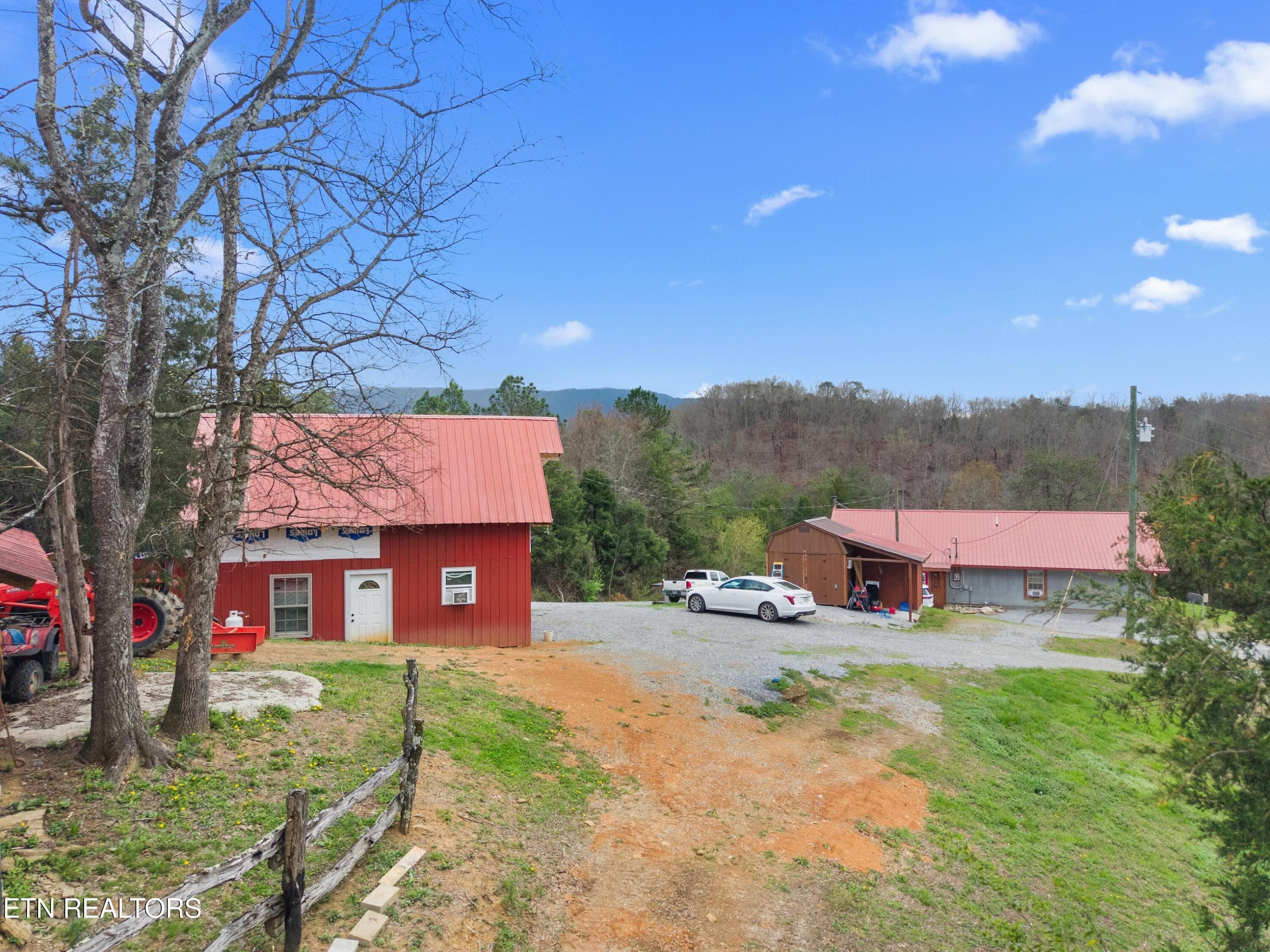 049-2357HallRoad-Dandridge-TN-37725-SMAL - 2357 Hall Rd, Dandridge, TN 37725