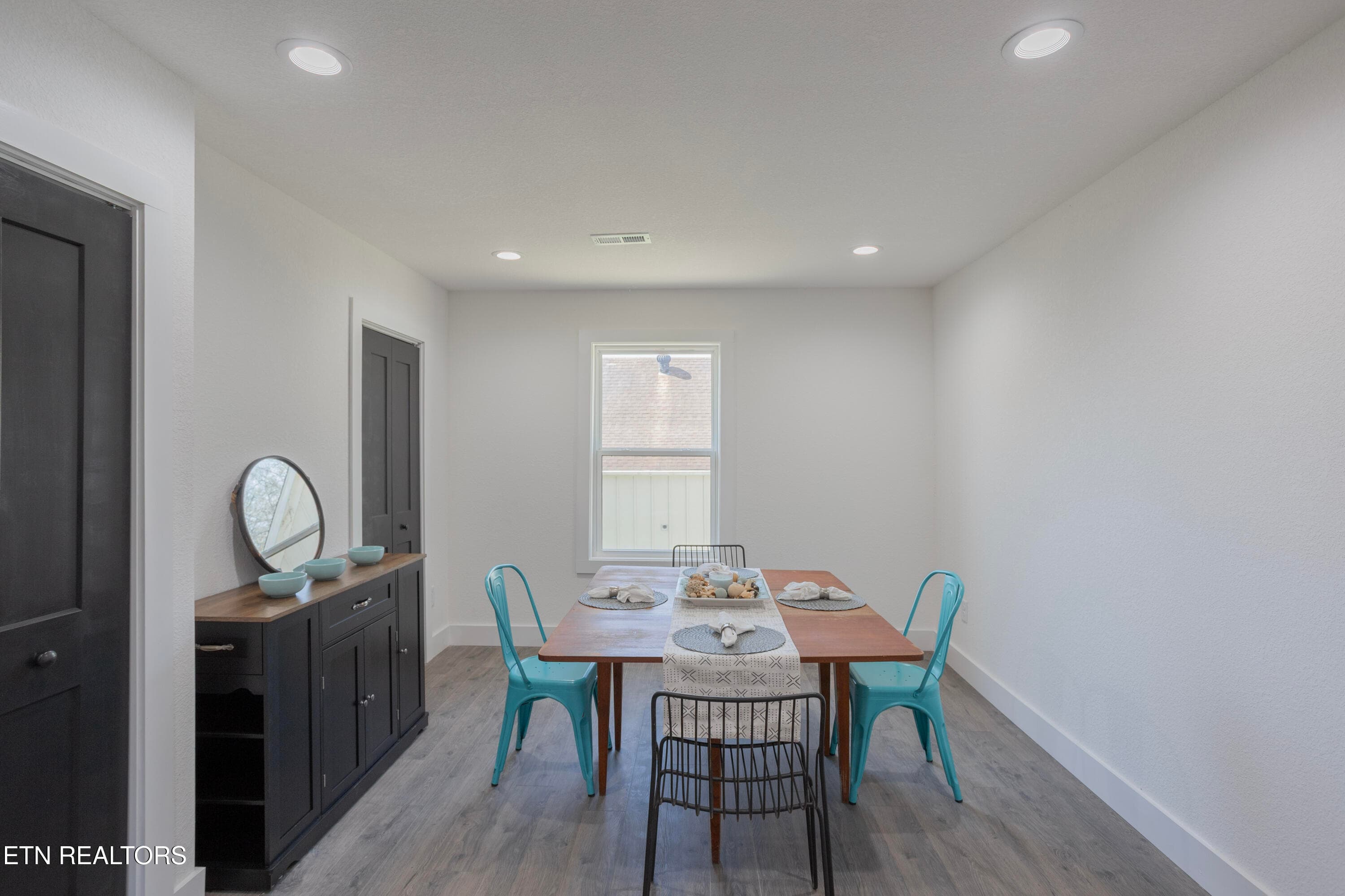 Interior_Dining-Room_01 - 2317 E Glenwood Ave, Knoxville, TN 37917, Knoxville