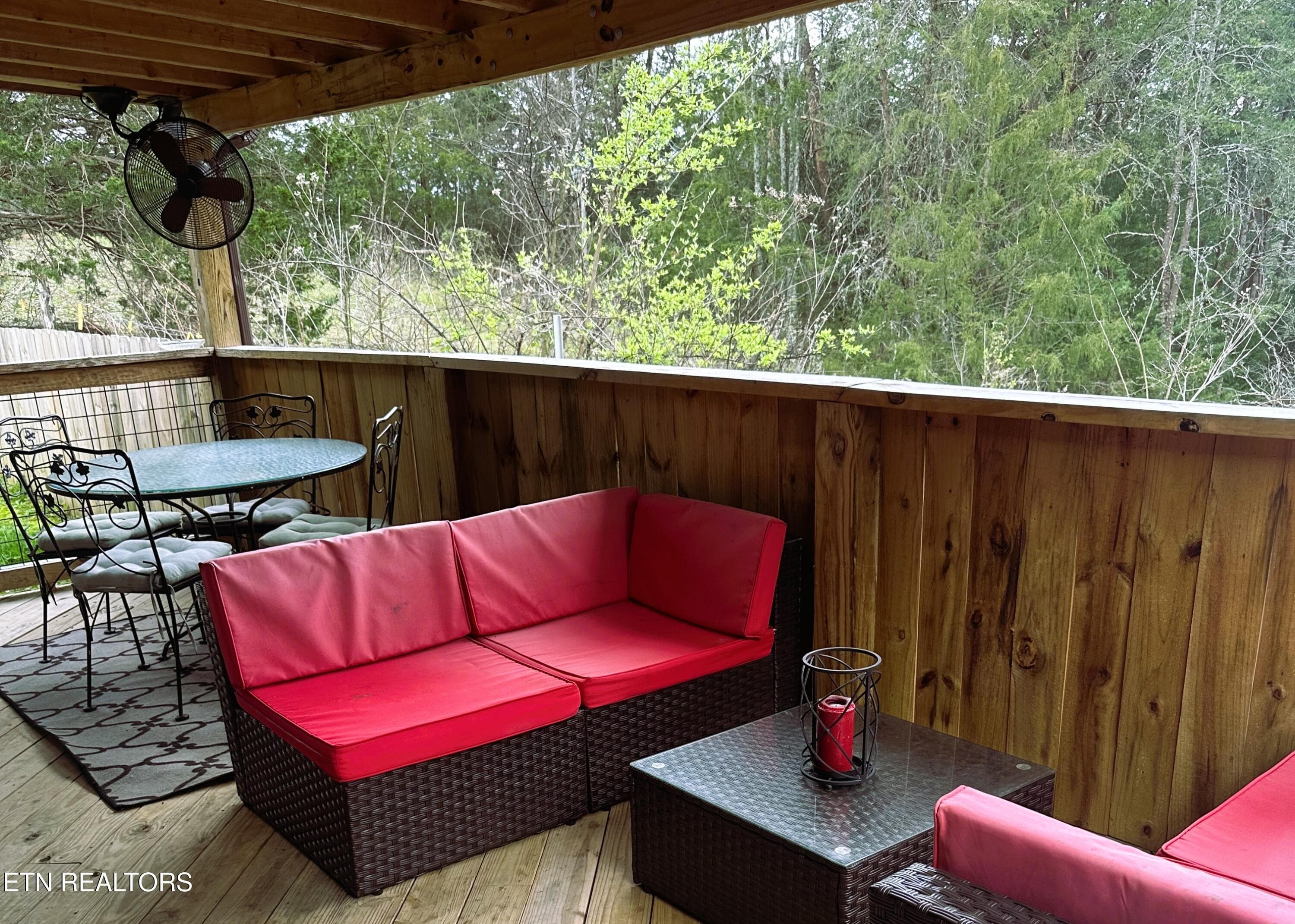 905 SRB Back Porch 1 - 905 Sunrise Blvd, Sevierville, TN 37862