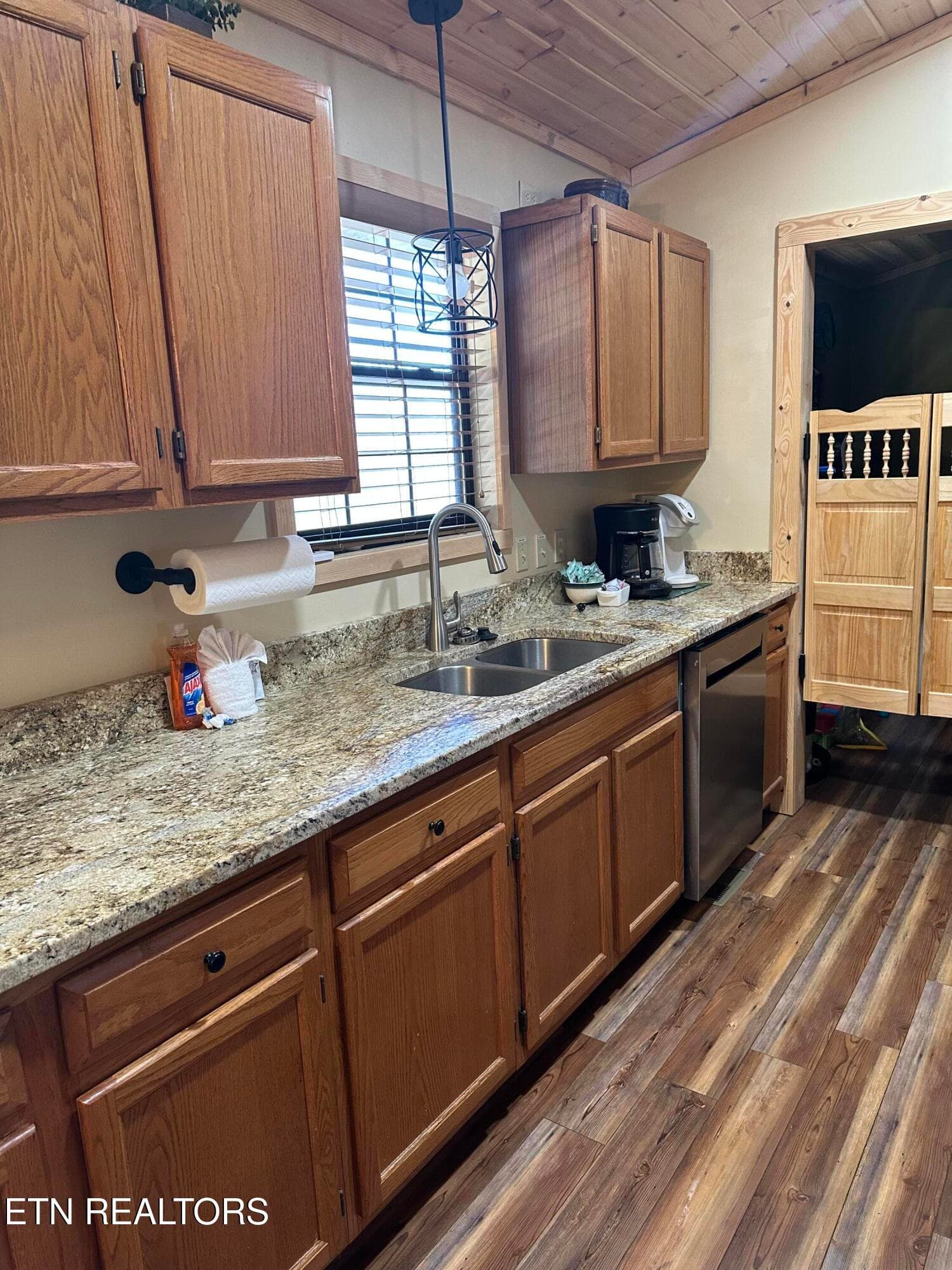 IMG_0653 - 905 Sunrise Blvd, Sevierville, TN 37862