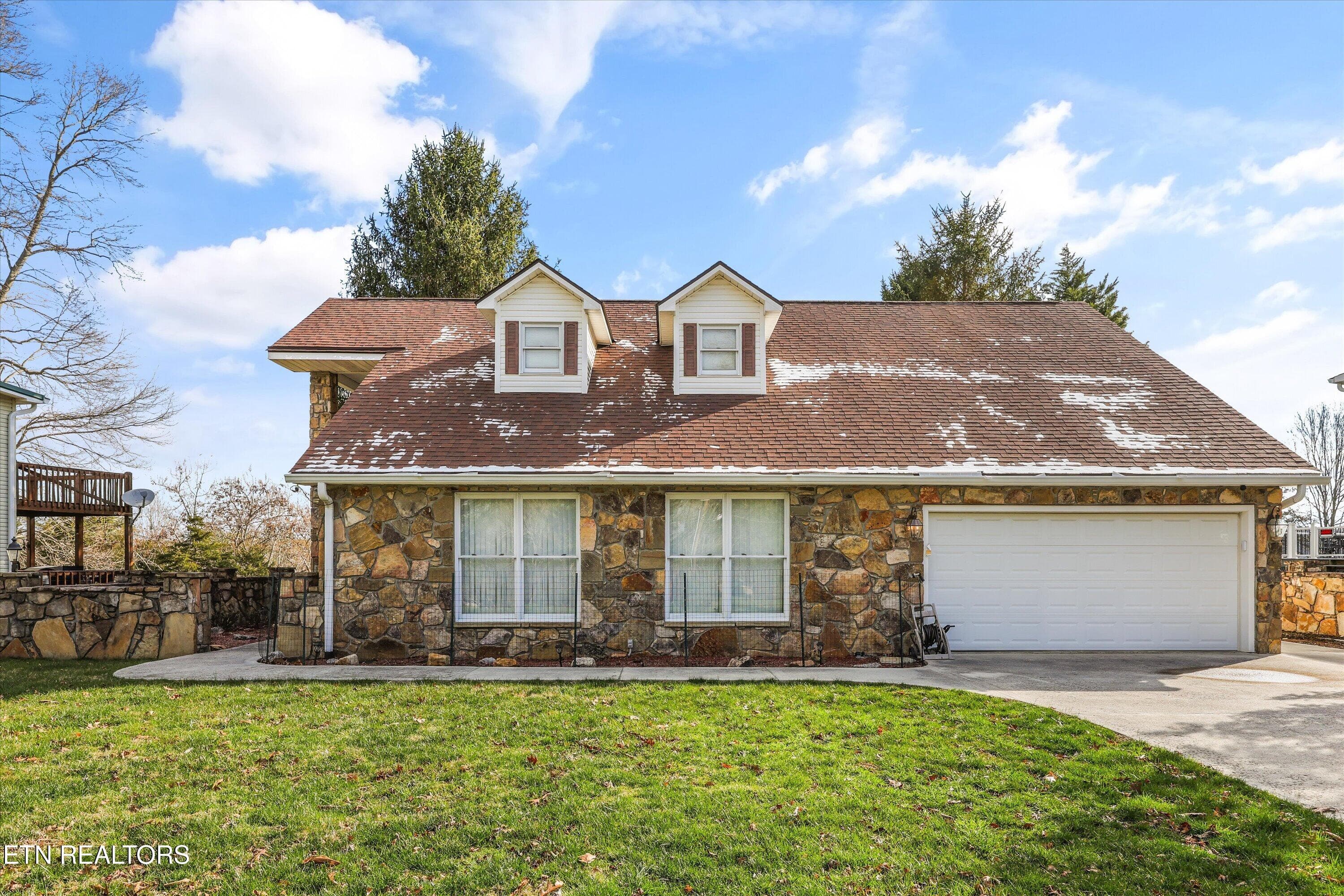 02-1189 Deerfield Way28 - 1189 Deerfield Way, LaFollette, TN 37766