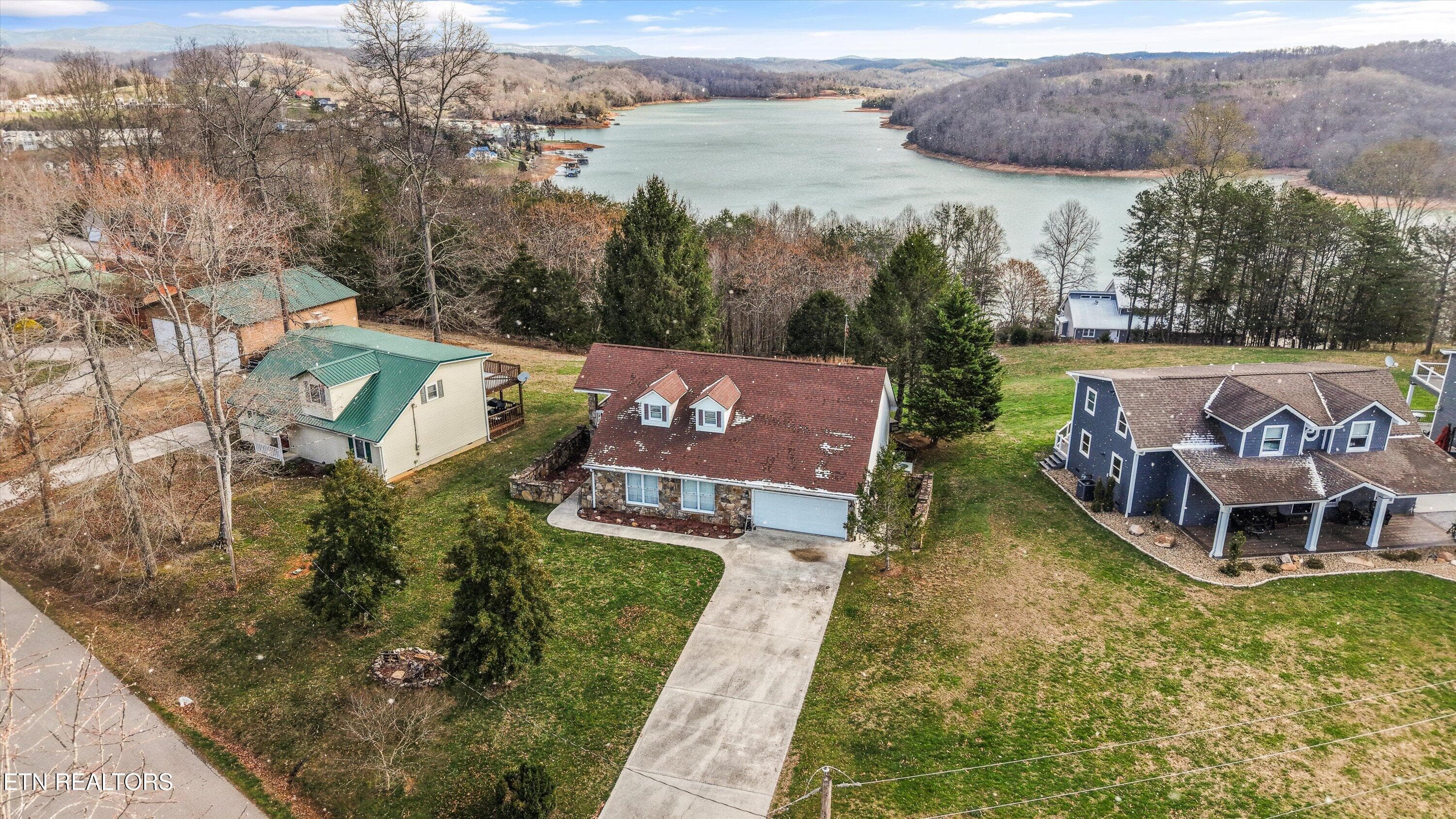 30-1189 Deerfield Way33 - 1189 Deerfield Way, LaFollette, TN 37766