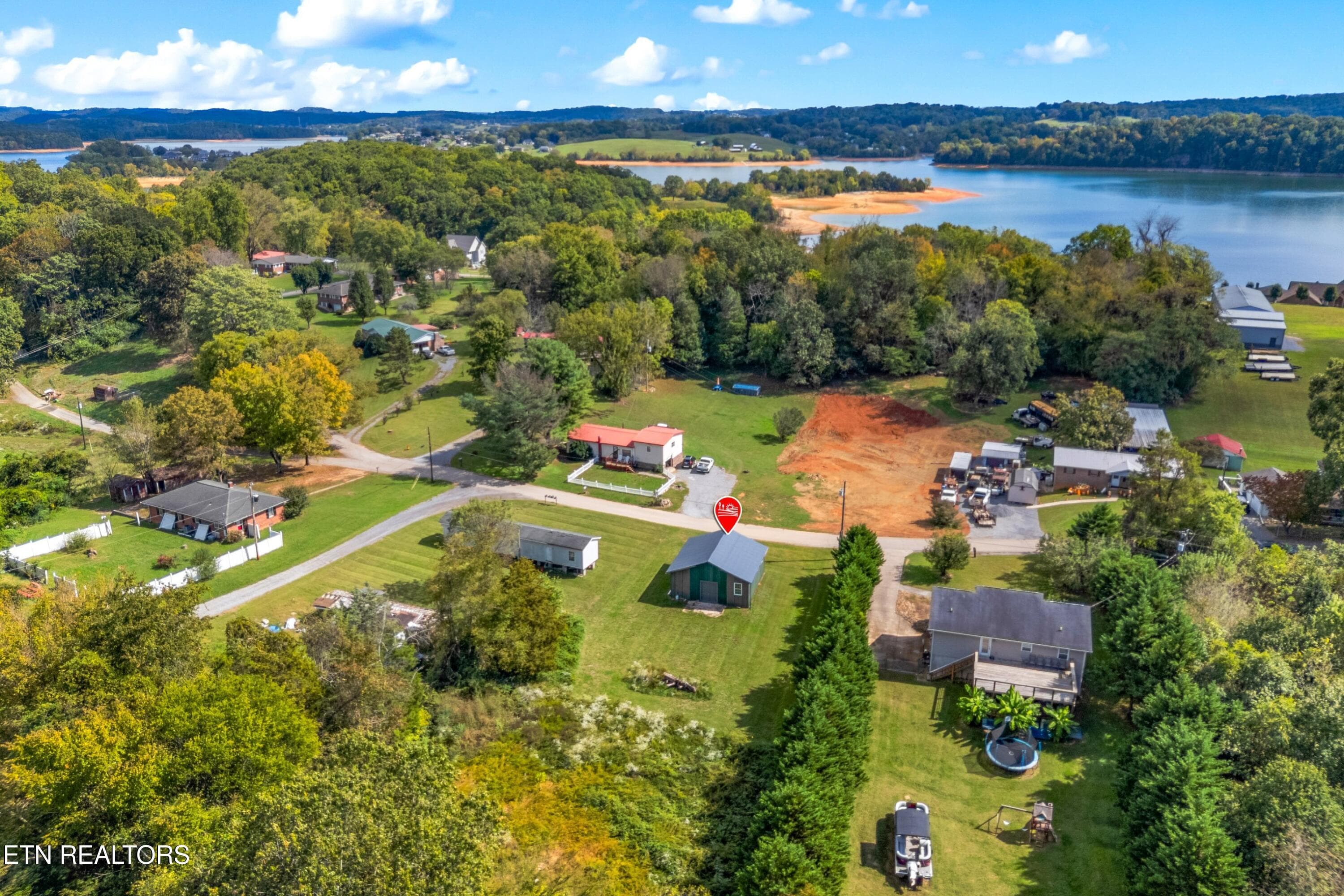007-LivingstonLane-TN-37809-SMALL - 465 Livingston Rd, Bean Station, TN 37708