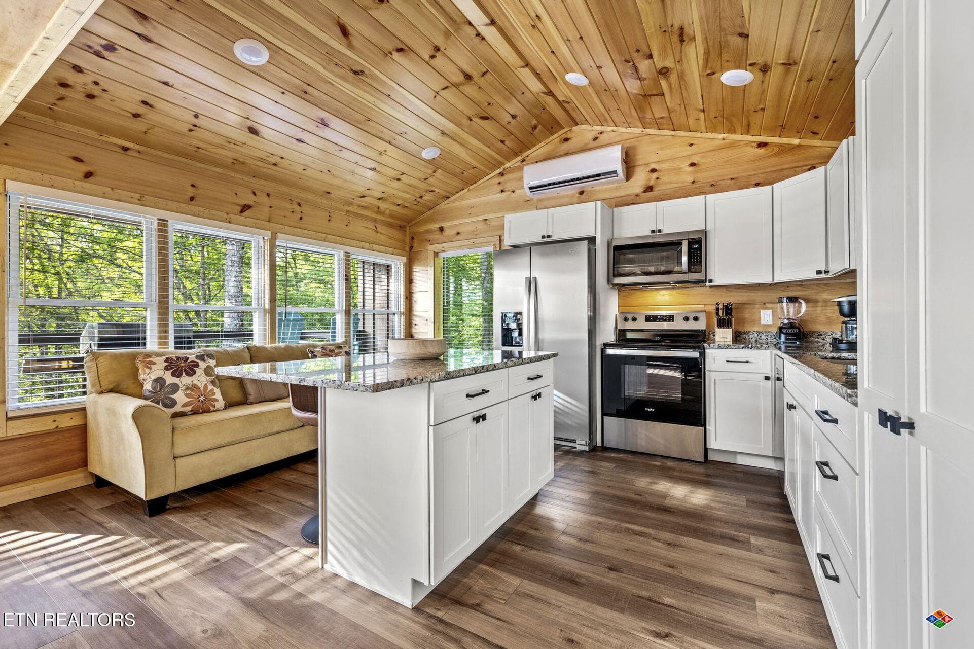 the-nut-house-4240.jpg - 1135 Shady Grove Lane, Gatlinburg, TN 37738, Gatlinburg