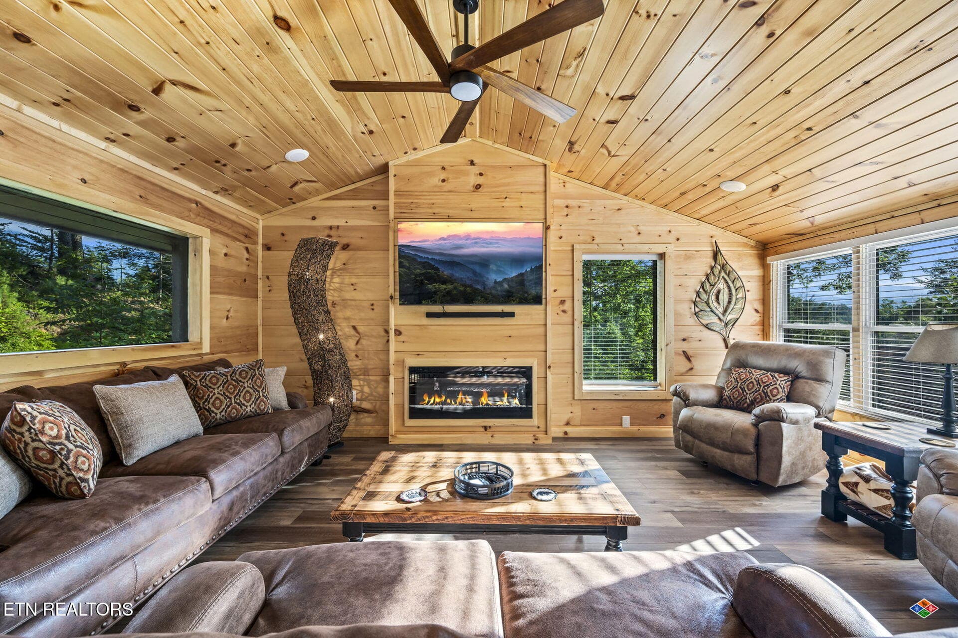 the-nut-house-4277.jpg - 1135 Shady Grove Lane, Gatlinburg, TN 37738, Gatlinburg