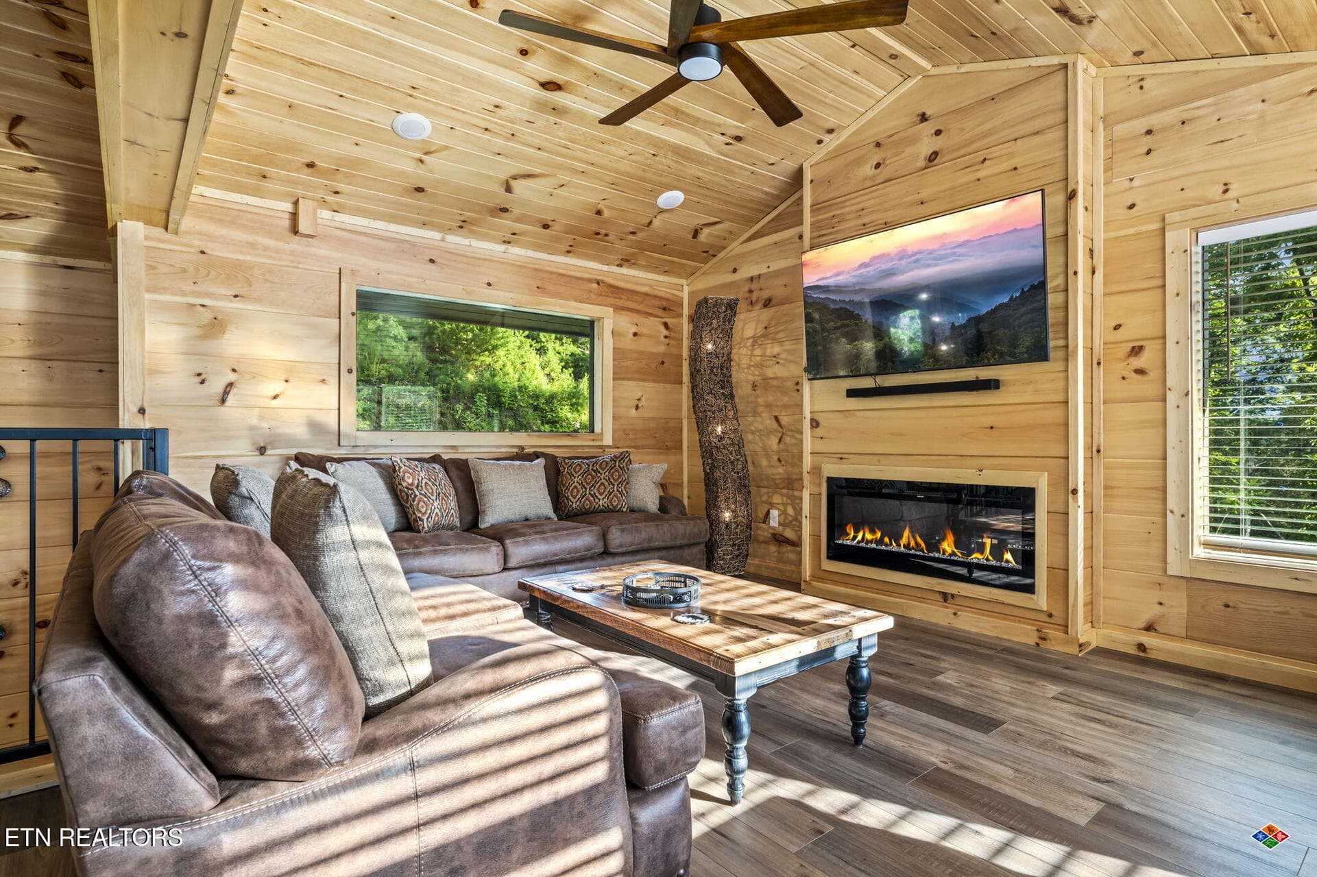the-nut-house-4292.jpg - 1135 Shady Grove Lane, Gatlinburg, TN 37738, Gatlinburg