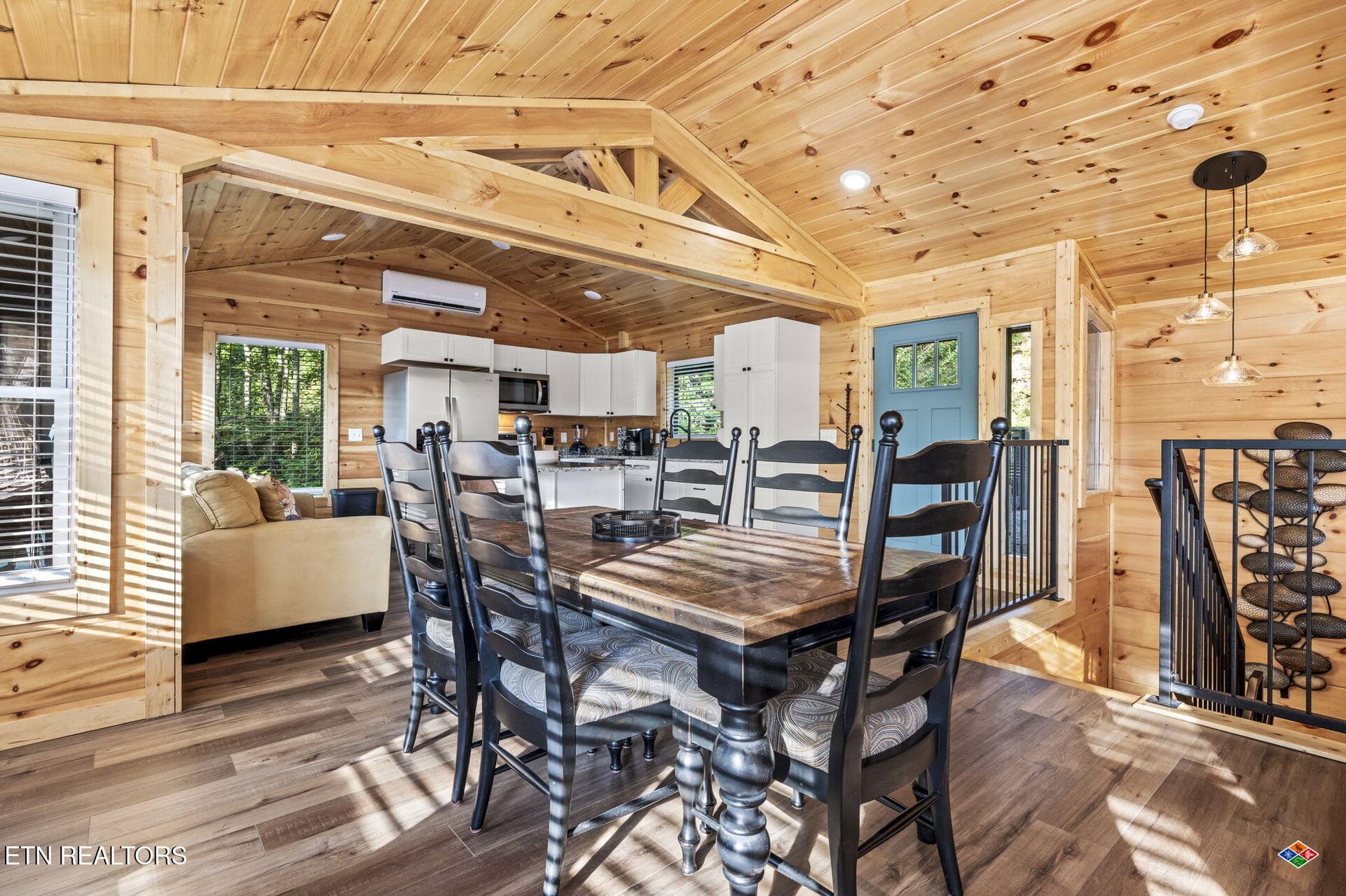 the-nut-house-4304.jpg - 1135 Shady Grove Lane, Gatlinburg, TN 37738, Gatlinburg