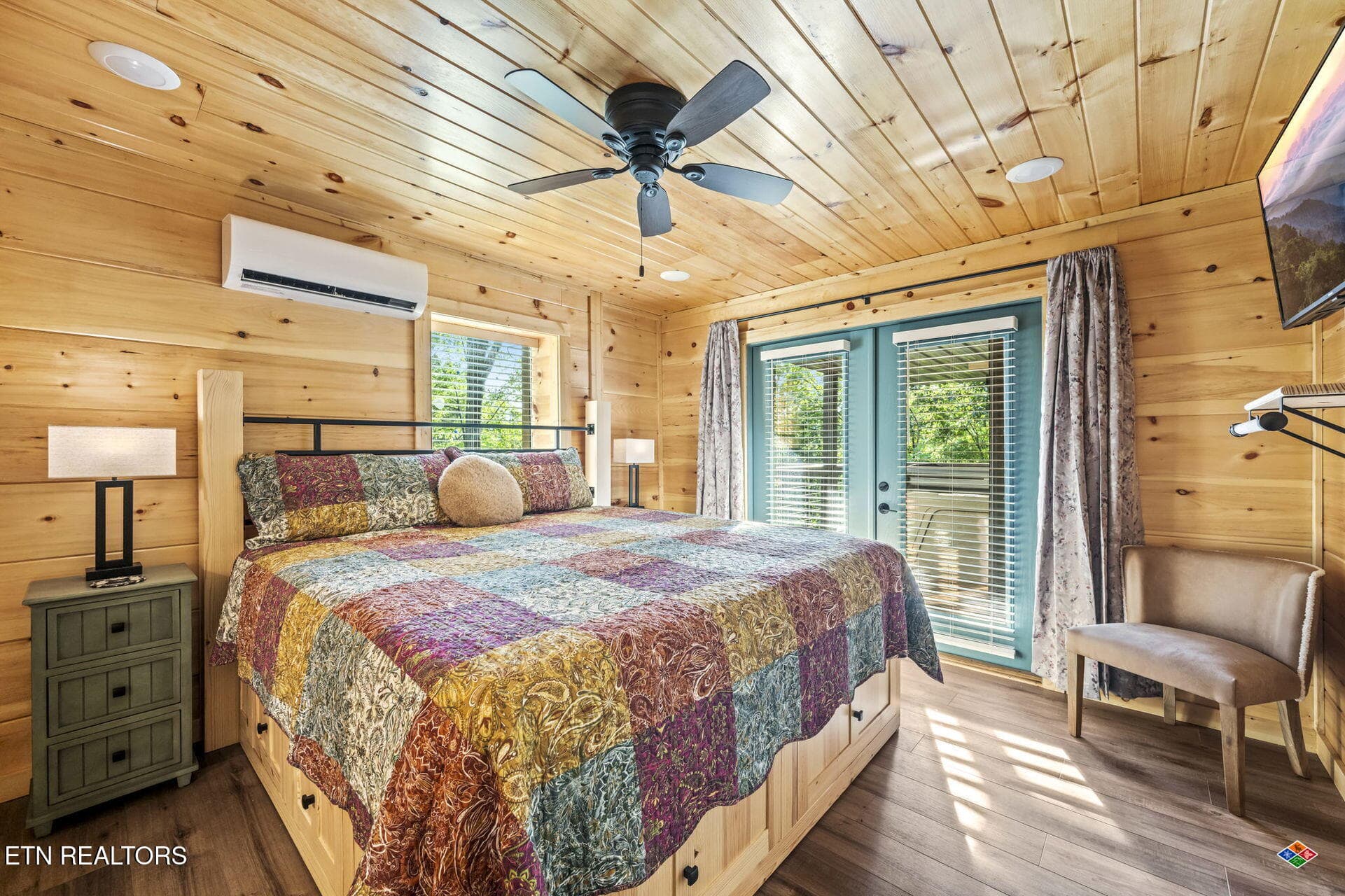 the-nut-house-4322.jpg - 1135 Shady Grove Lane, Gatlinburg, TN 37738, Gatlinburg