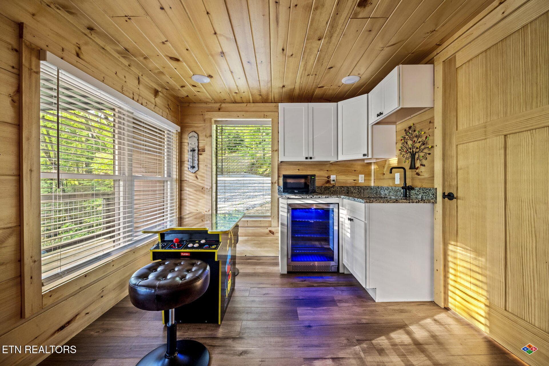 the-nut-house-4419.jpg - 1135 Shady Grove Lane, Gatlinburg, TN 37738, Gatlinburg