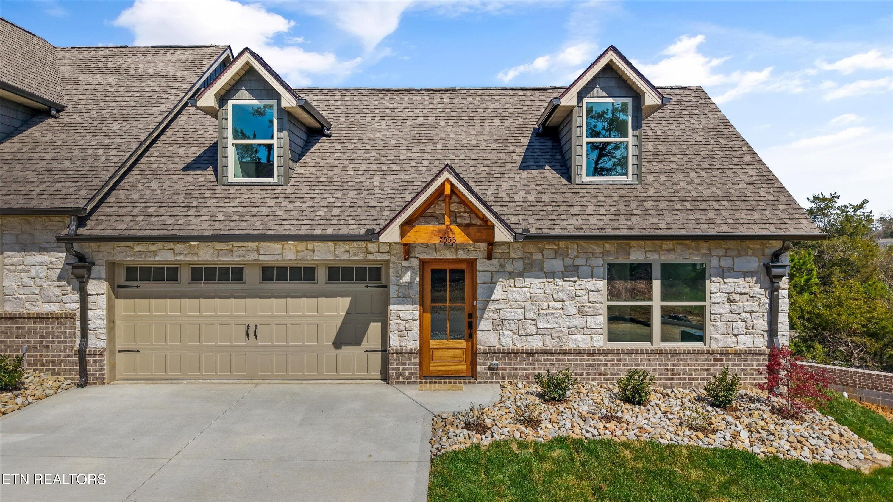 7553 RIDGE HOLLOW Way, Knoxville, TN 37924