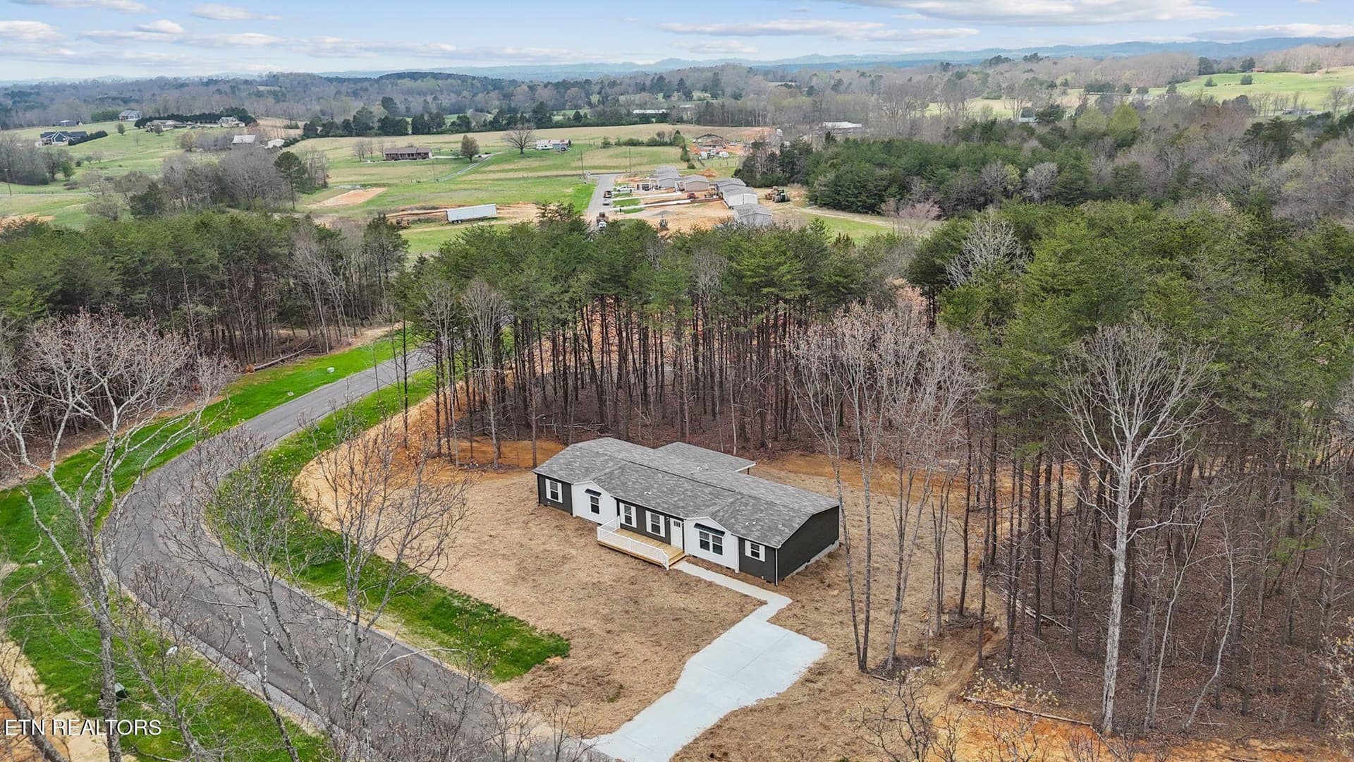 Photo Mar 24 2026, 12 25 45 AM - 569 County Road 784A, Etowah, TN 37331