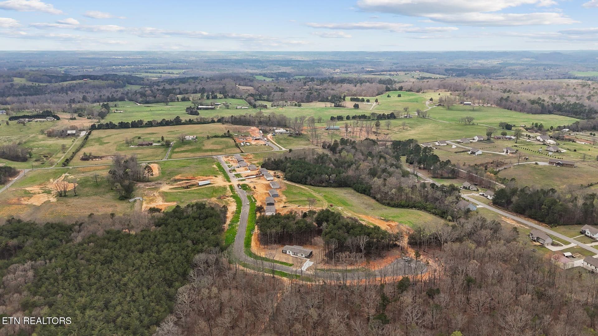 Photo Mar 24 2026, 12 23 37 AM - 569 County Road 784A, Etowah, TN 37331