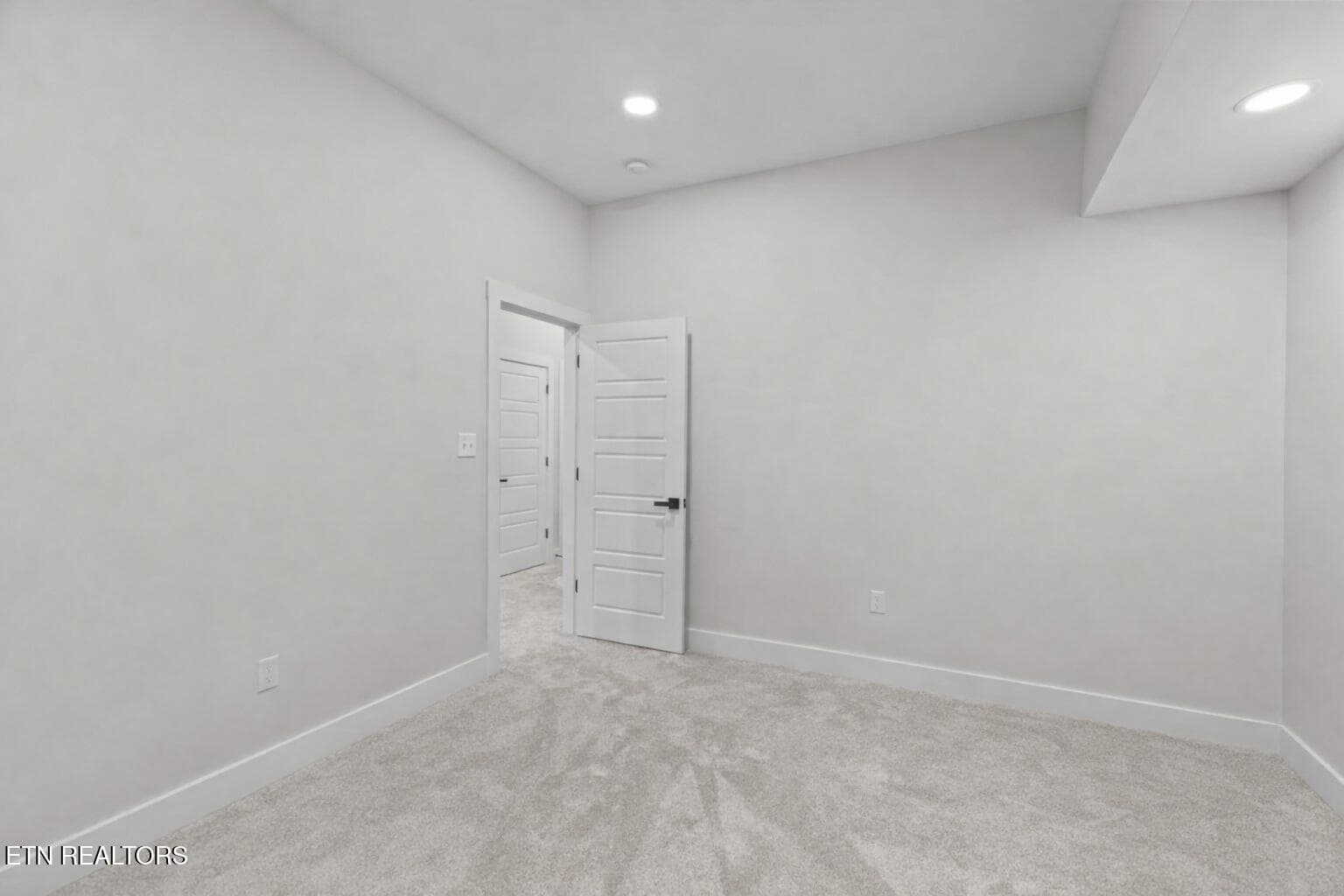 Storage - 1149 Summerfield Drive, Maryville, TN 37801, Maryville
