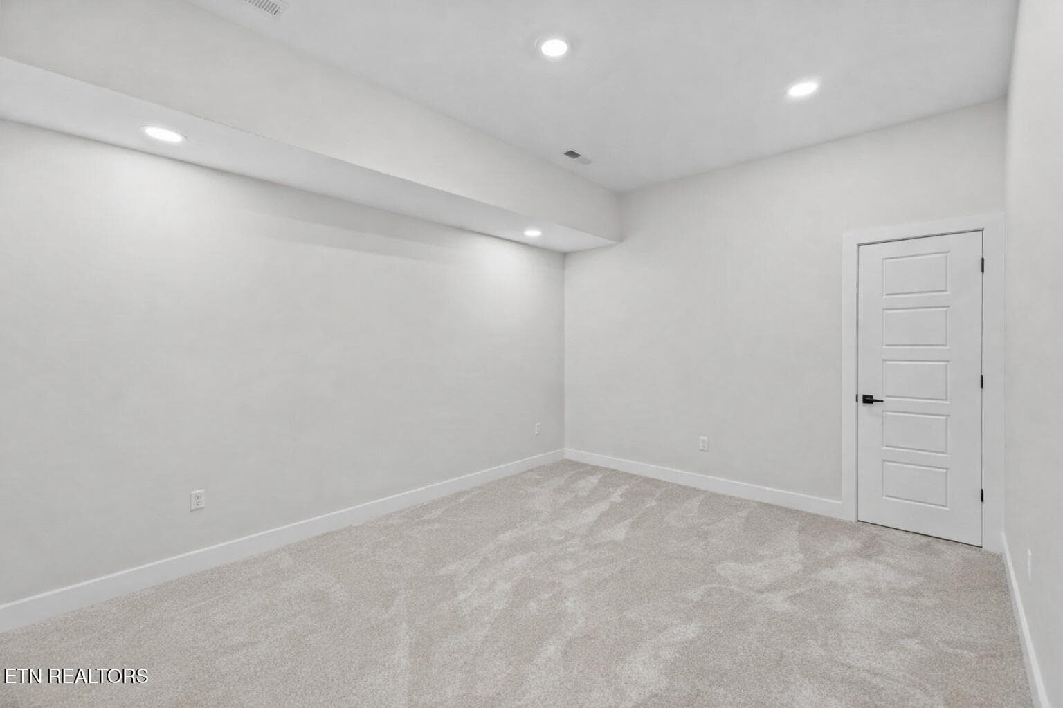 Storage - 1149 Summerfield Drive, Maryville, TN 37801, Maryville