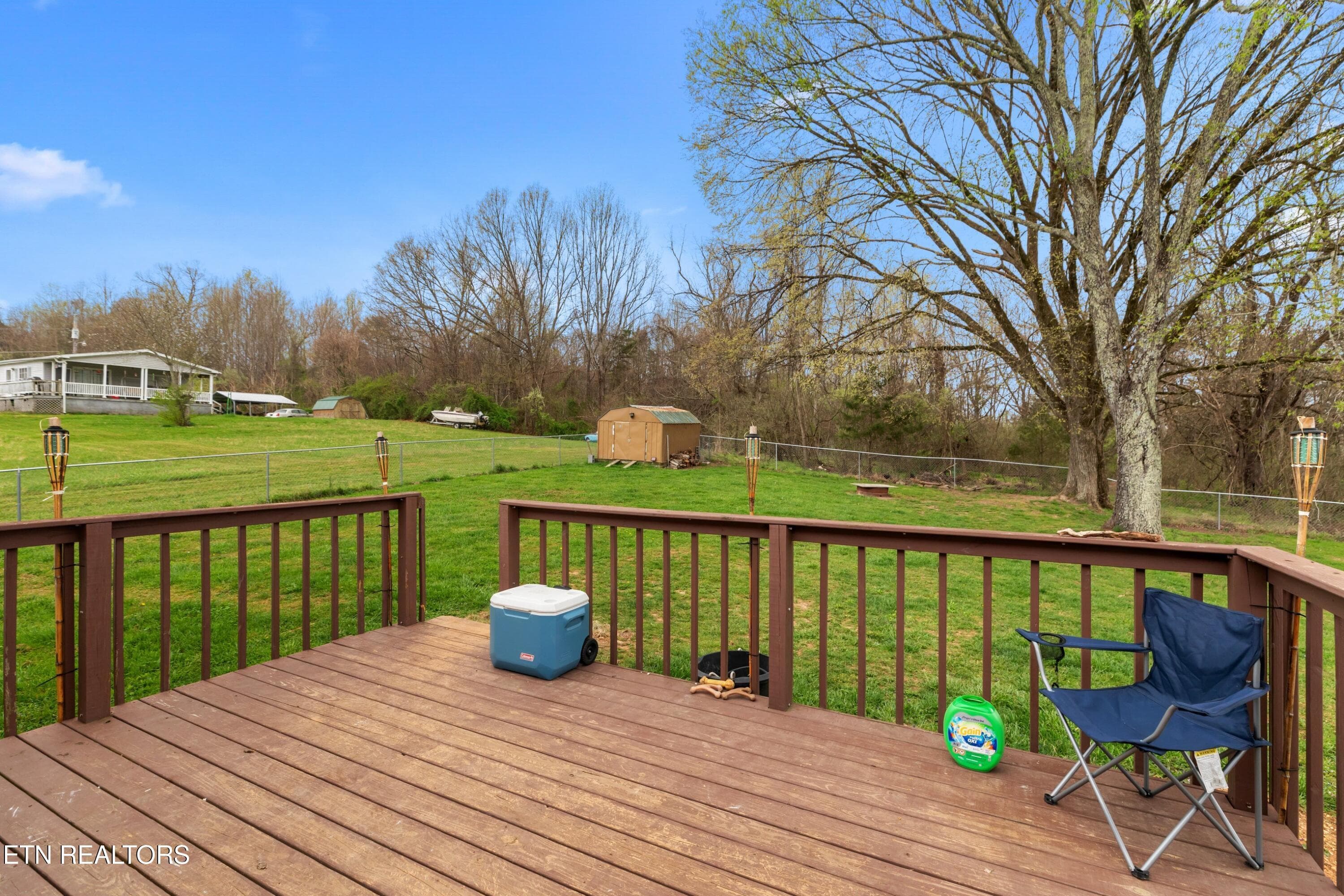 023-242CowanLane-LaFollette-TN-37766-SMA - 242 Cowan Lane, LaFollette, TN 37766