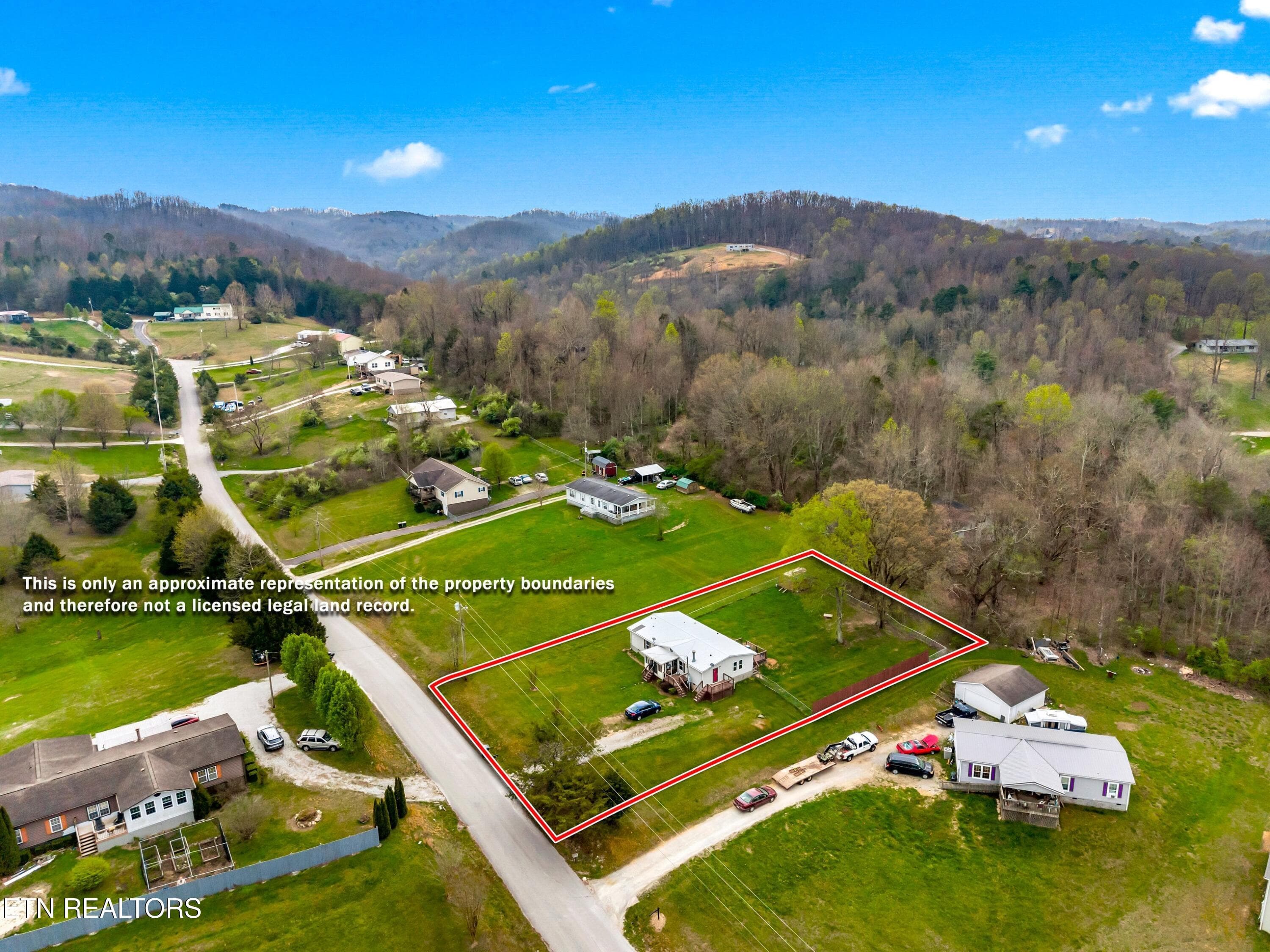 005-242CowanLane-LaFollette-TN-37766-SMA - 242 Cowan Lane, LaFollette, TN 37766