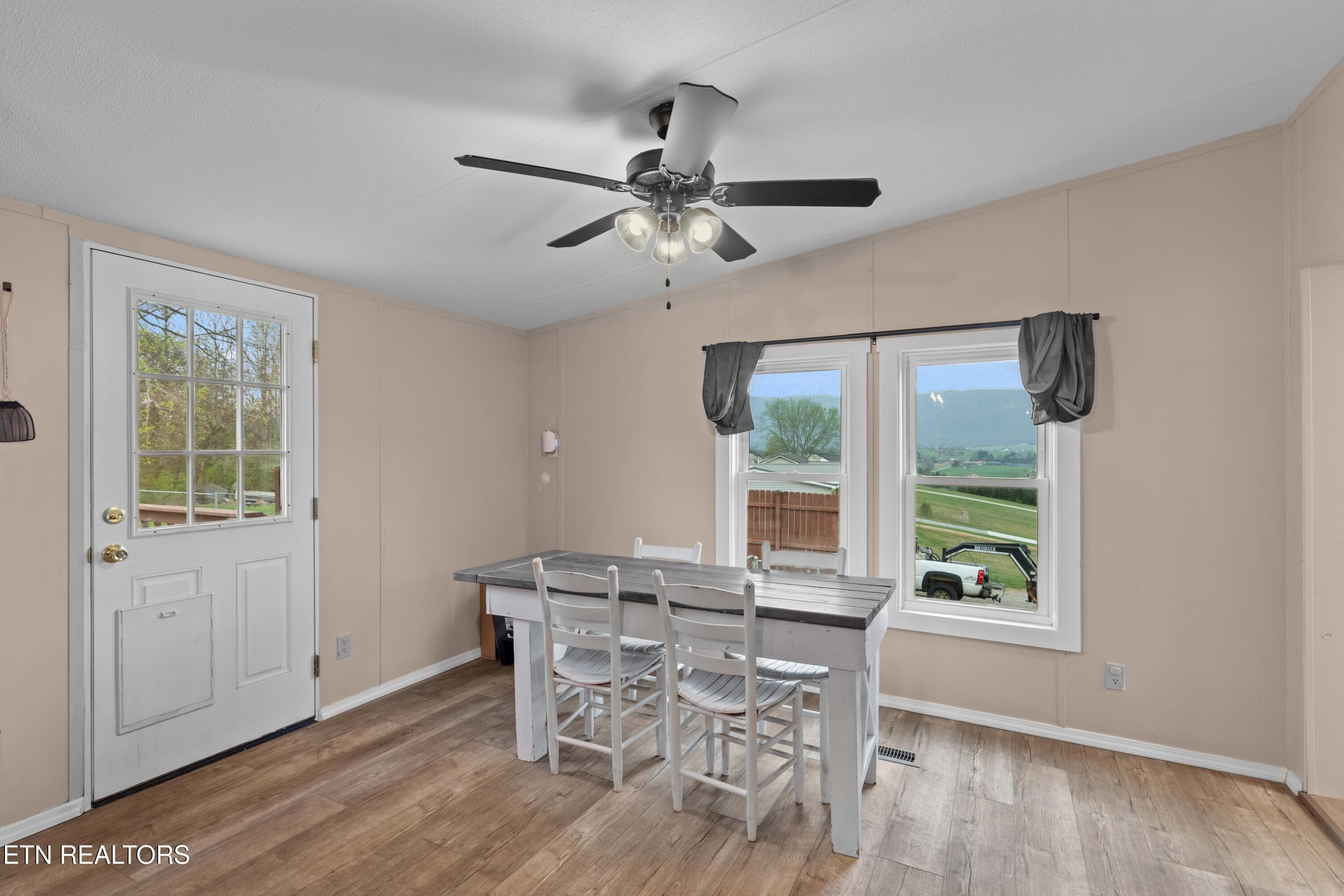013-242CowanLane-LaFollette-TN-37766-SMA - 242 Cowan Lane, LaFollette, TN 37766