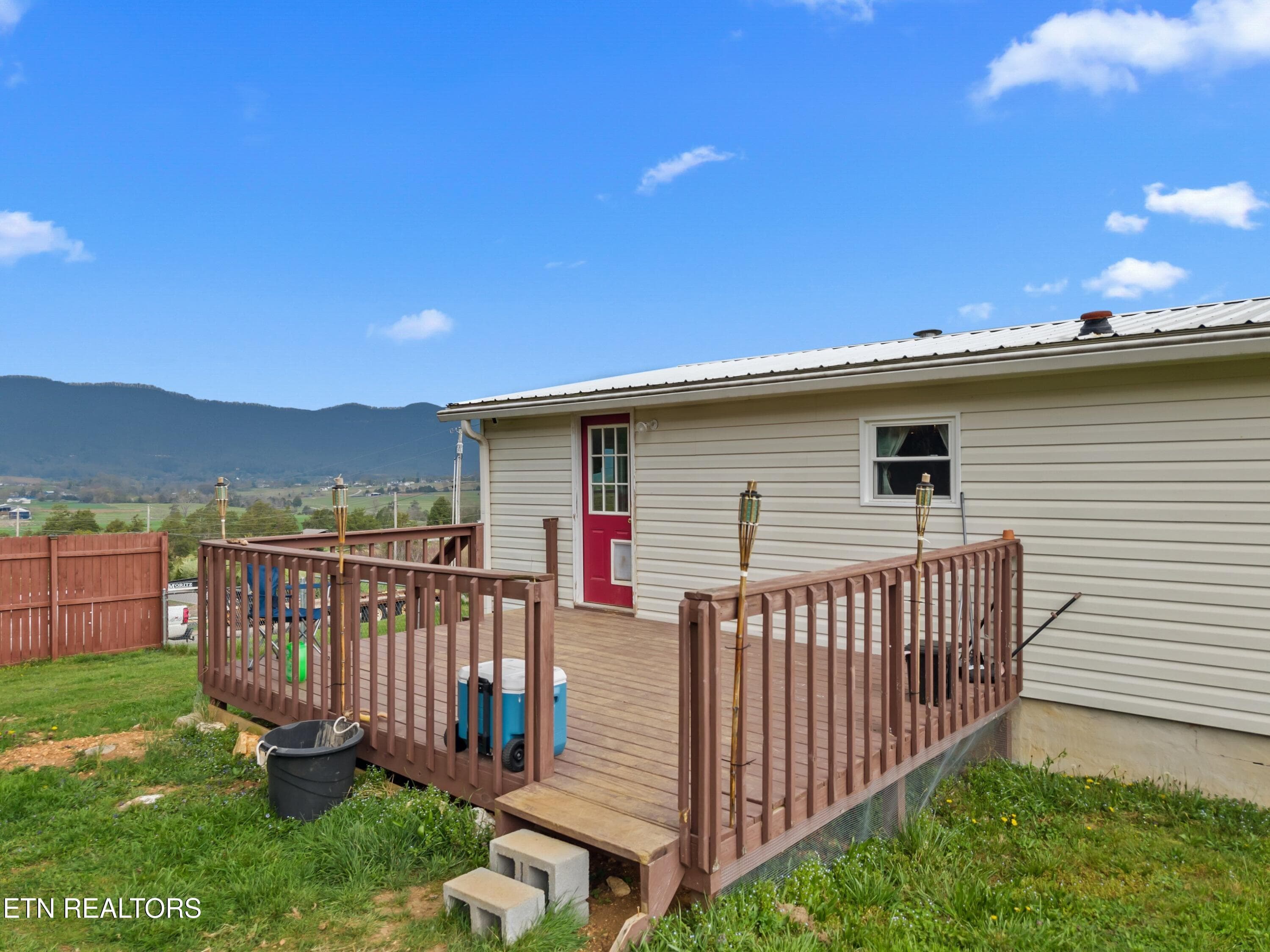 028-242CowanLane-LaFollette-TN-37766-SMA - 242 Cowan Lane, LaFollette, TN 37766