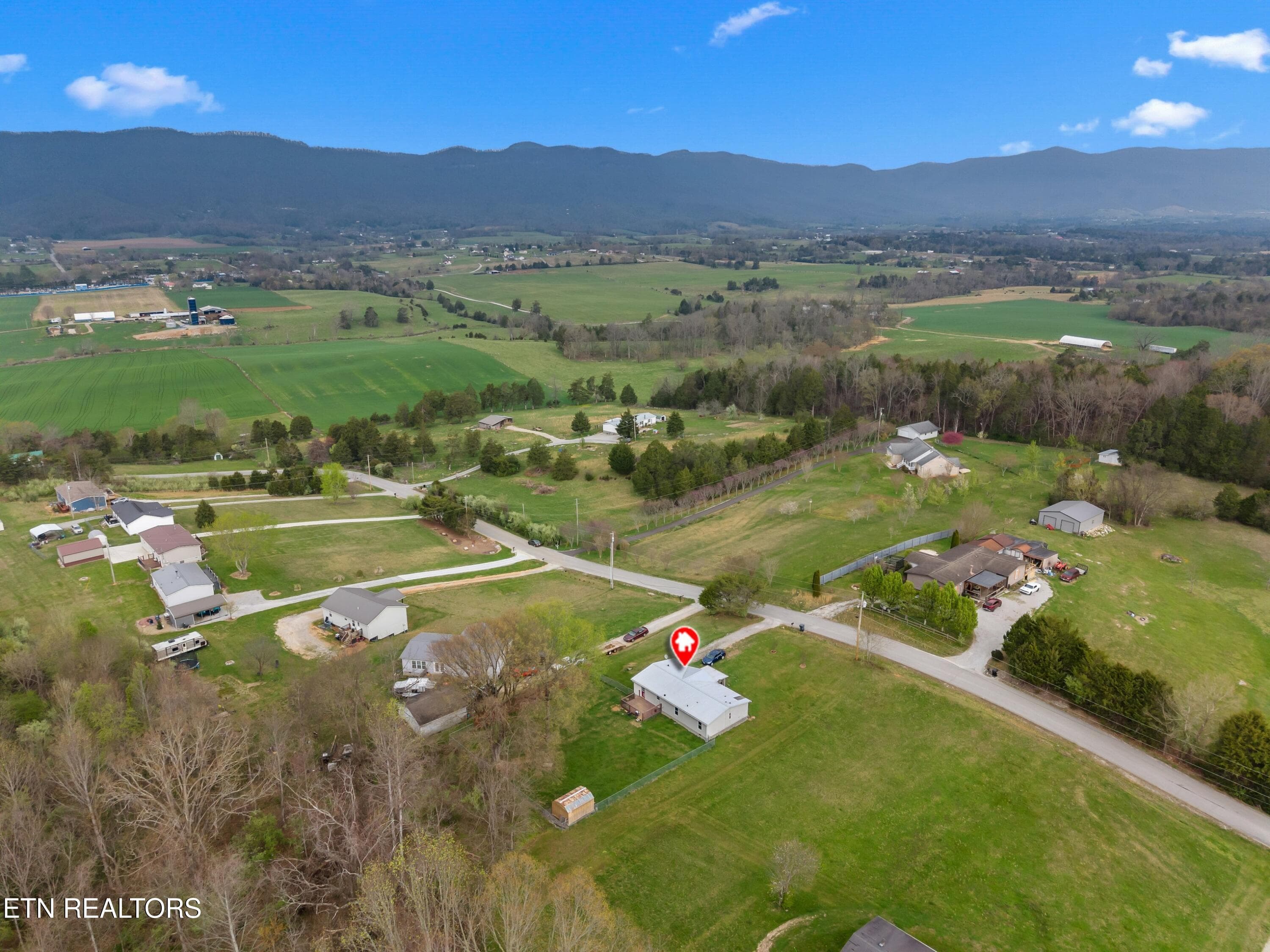 030-242CowanLane-LaFollette-TN-37766-SMA - 242 Cowan Lane, LaFollette, TN 37766