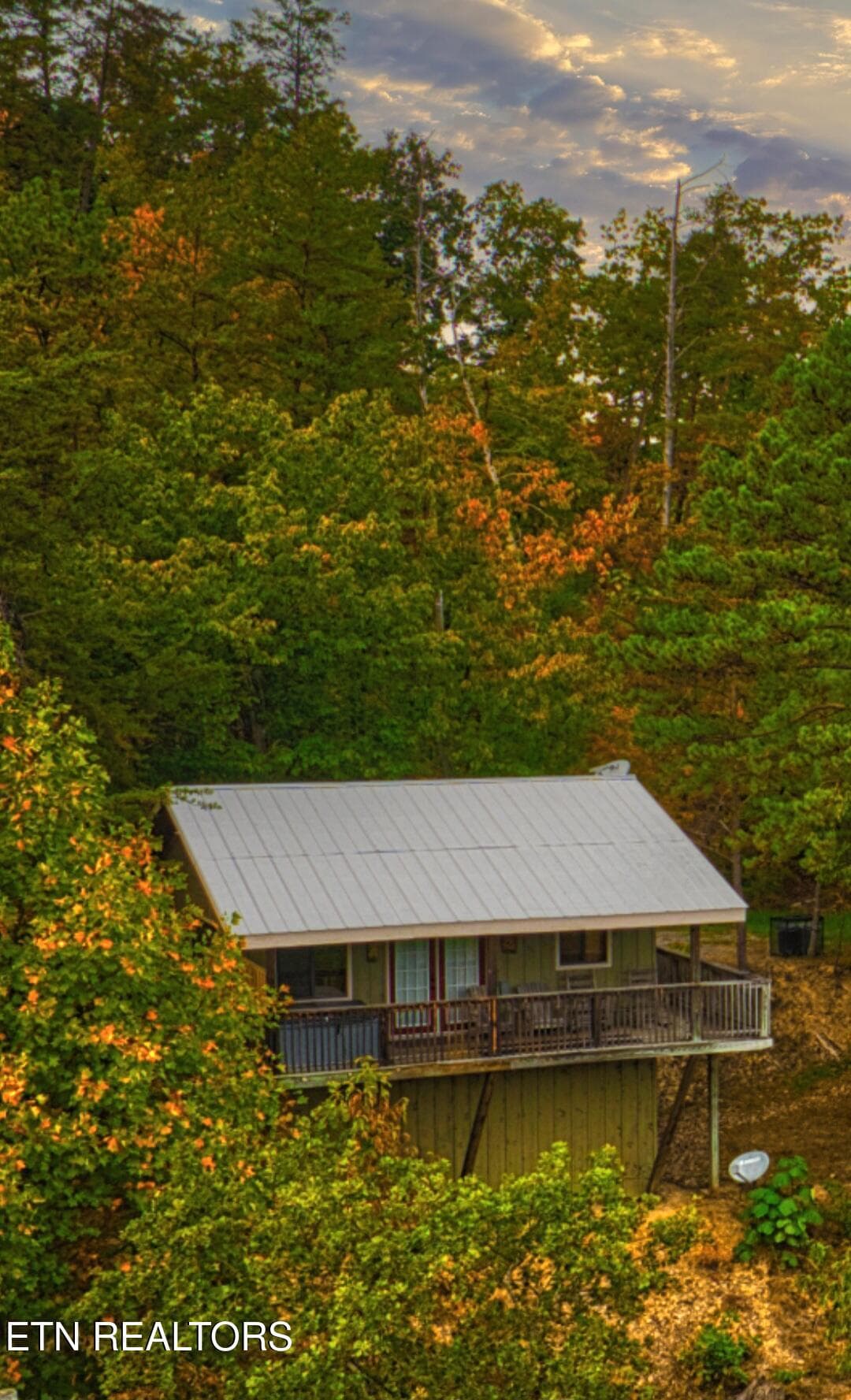 1 bd close good - 3250 Huckleberry Way, Sevierville, TN 37862