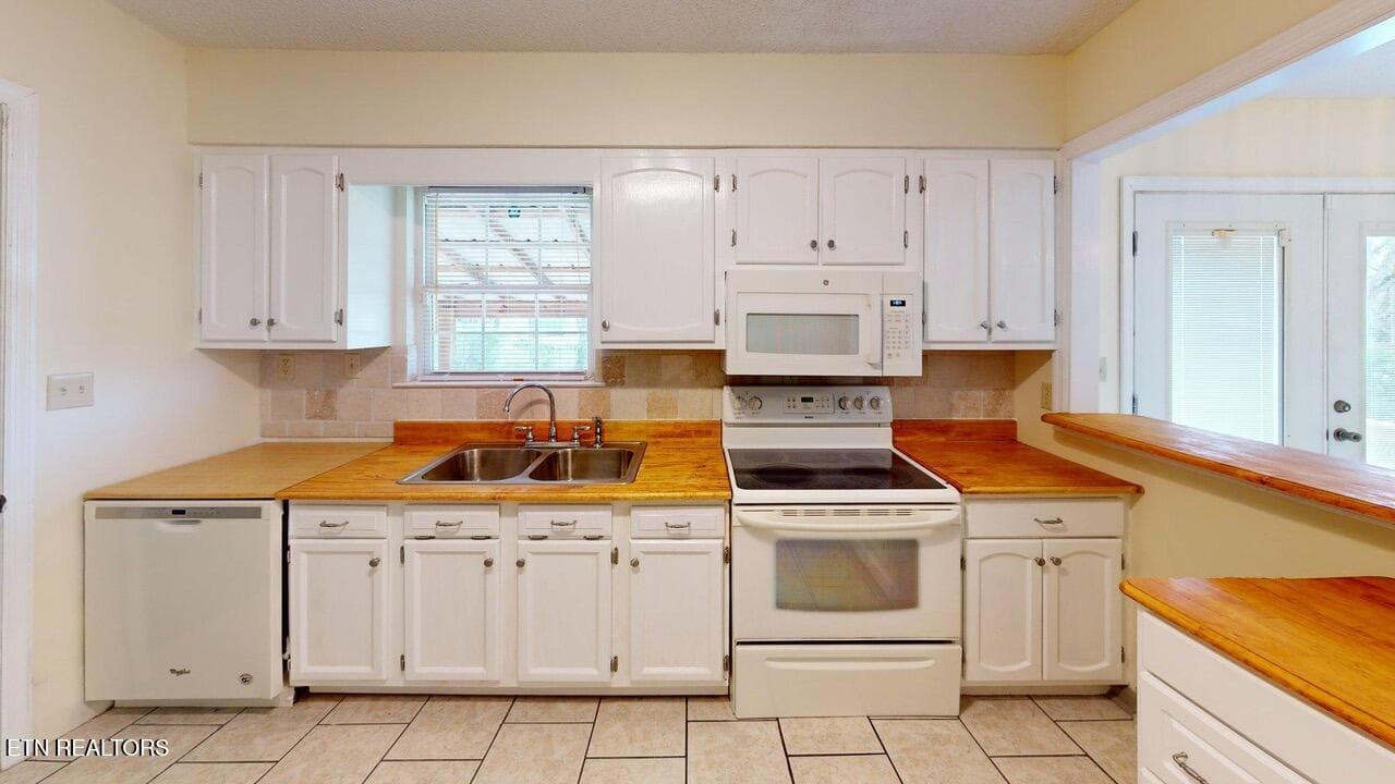 4620-Jersey-Pike-Kitchen - 4620 Jersey Pike, Chattanooga, TN 37416, Chattanooga