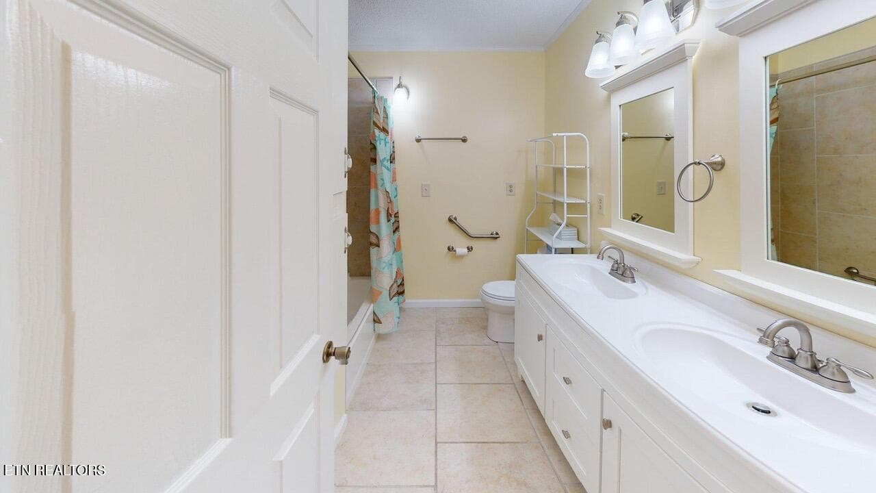 4620-Jersey-Pike-Bathroom 1 - 4620 Jersey Pike, Chattanooga, TN 37416, Chattanooga