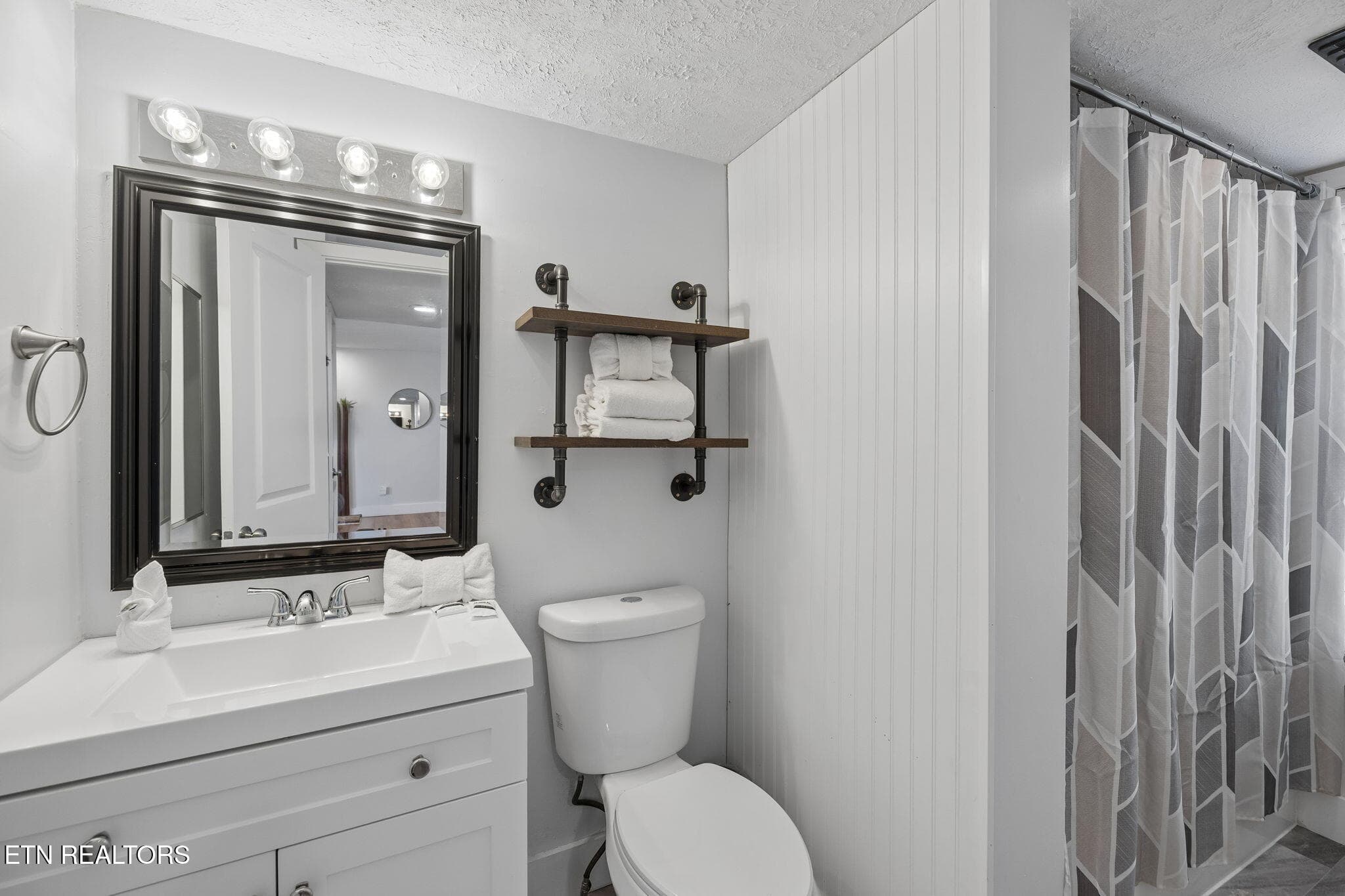 20-3710 Weber Rd E207 - 020 - 3710 Weber Rd UNIT 207-E, Gatlinburg, TN 37738, Gatlinburg