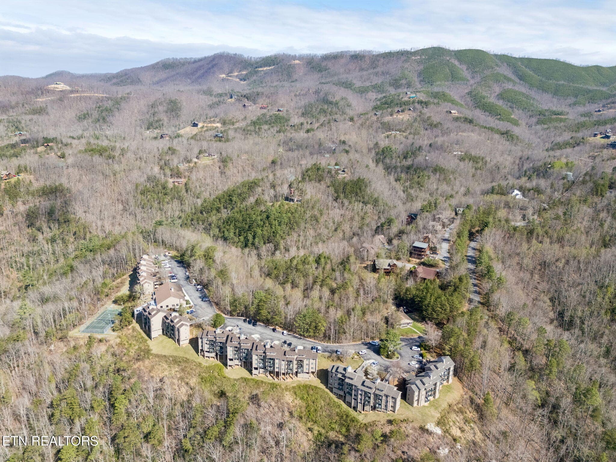 32-3710 Weber Rd E207 - 032 - 3710 Weber Rd UNIT 207-E, Gatlinburg, TN 37738, Gatlinburg