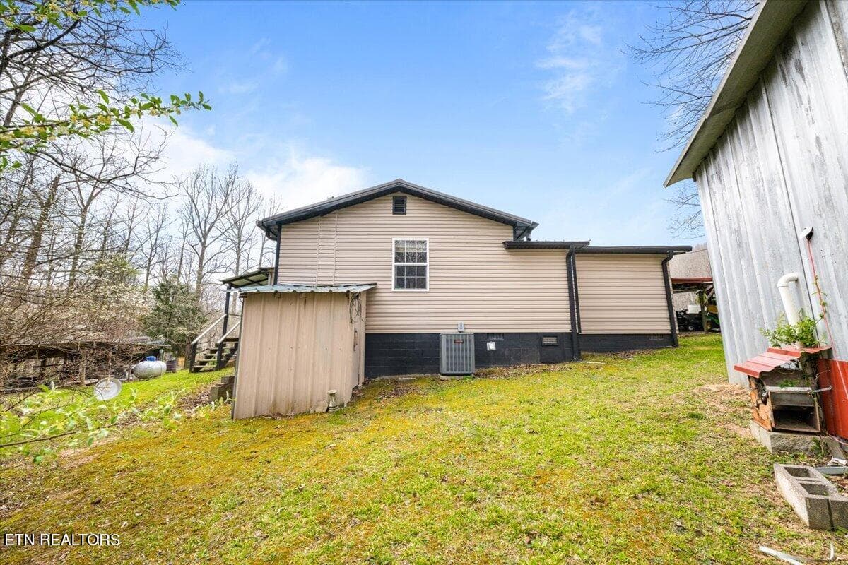 43-439 Rogerston Rd - 439 Rogerston Rd, Clairfield, TN 37715