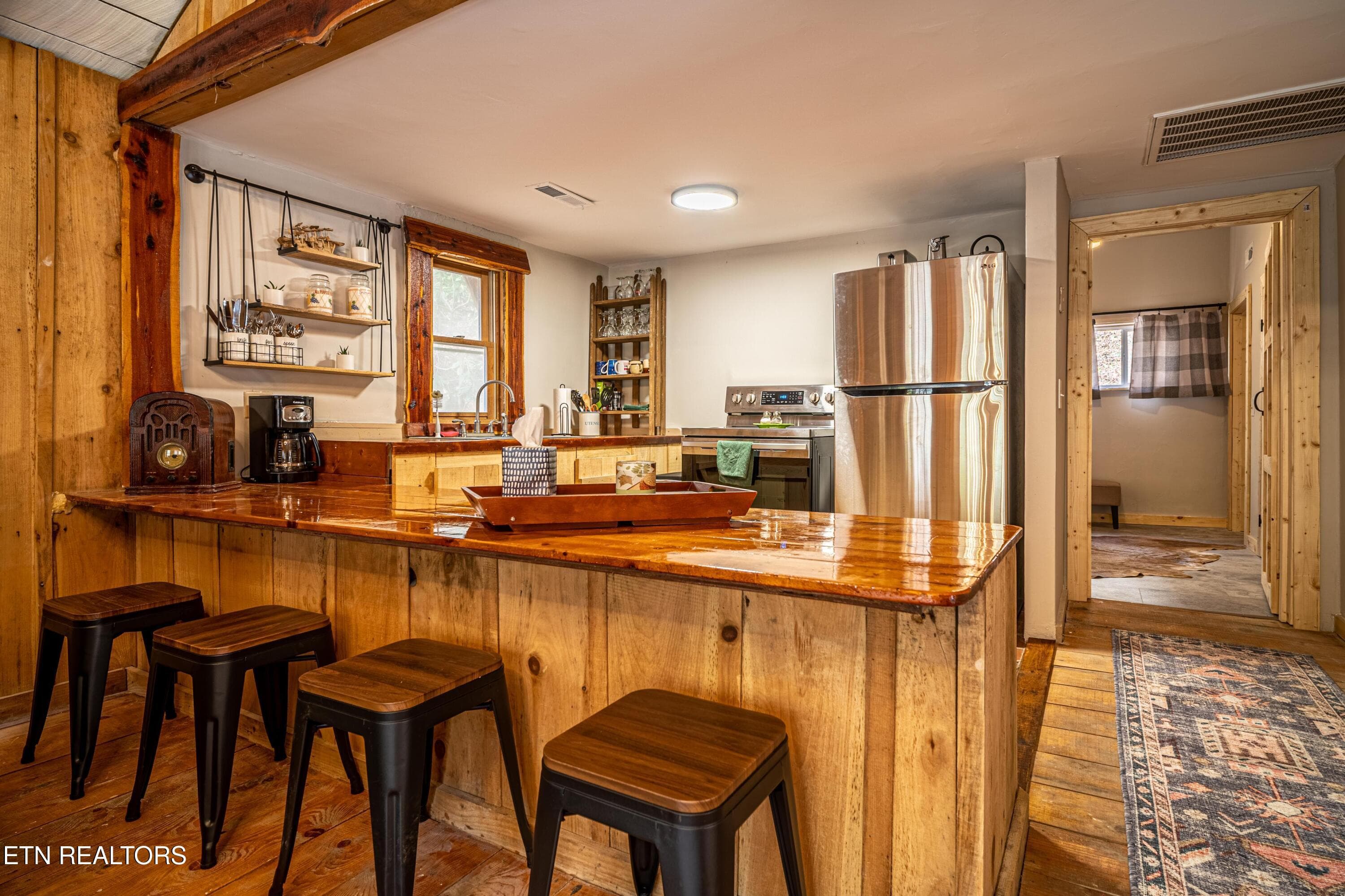 A7305149-HDR - 915 Newcombe Branch Way, Cosby, TN 37722