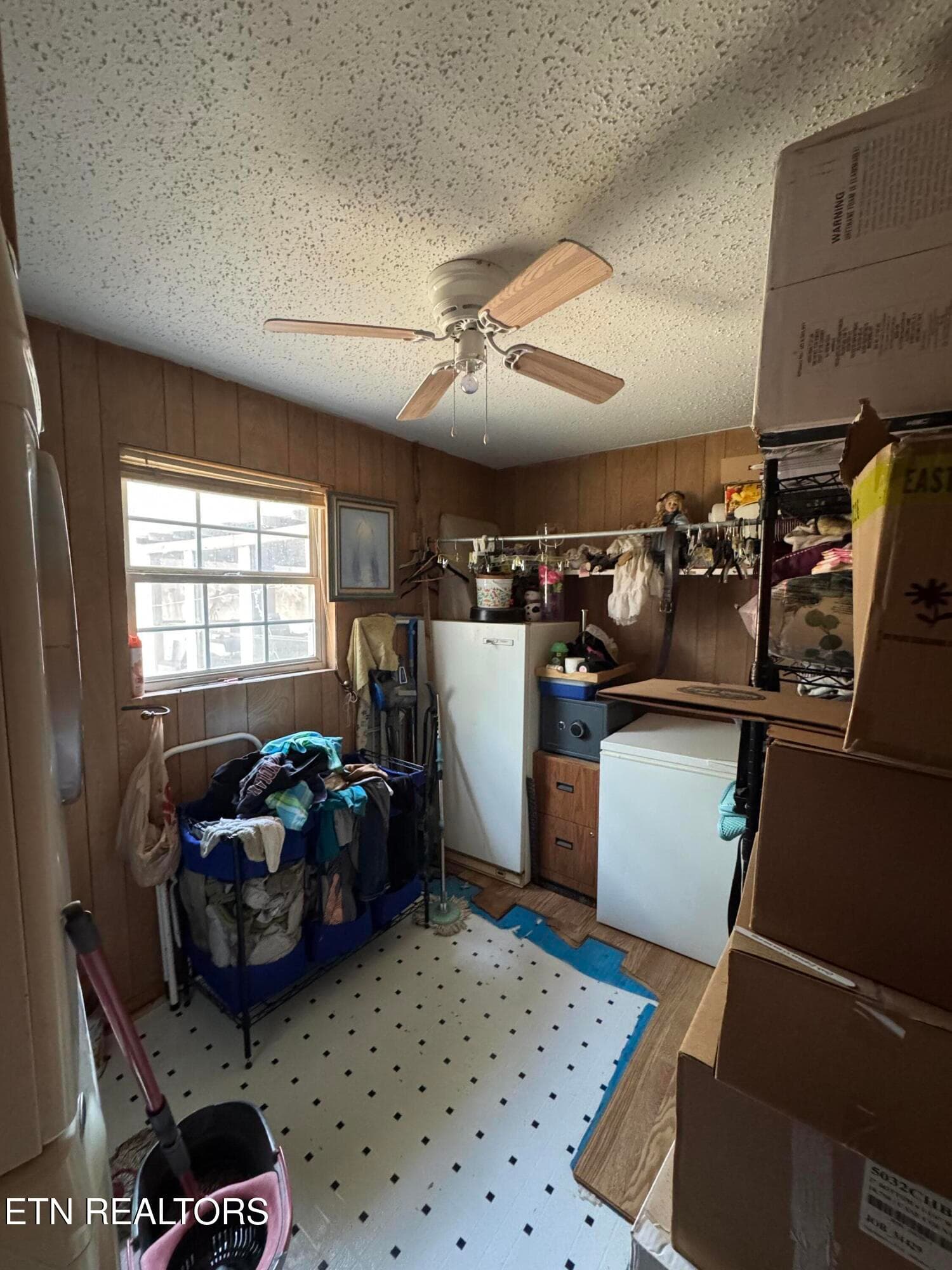IMG_3122 - 2502 Huntsville Hill Rd, Helenwood, TN 37755