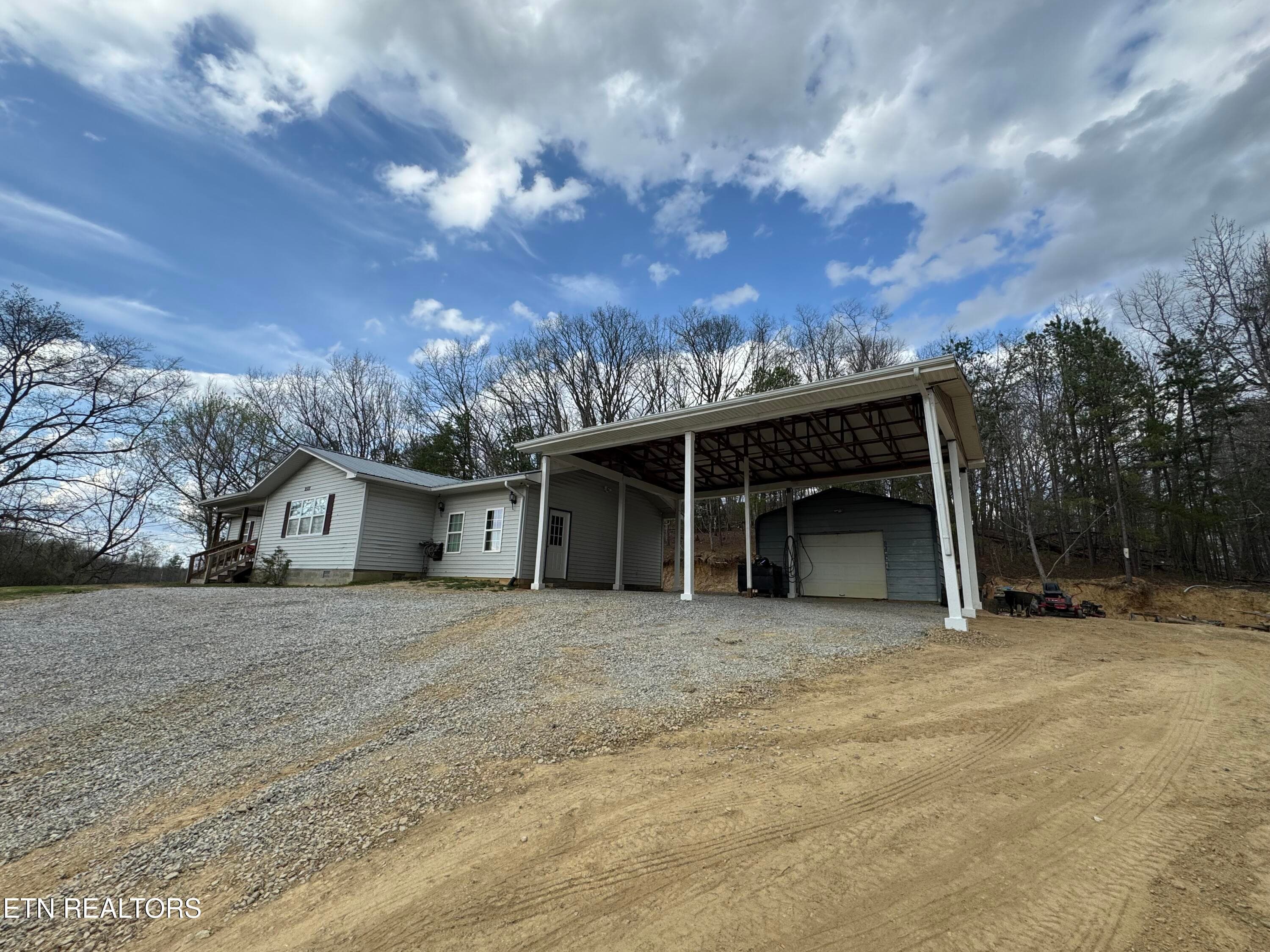 IMG_3156 - 2502 Huntsville Hill Rd, Helenwood, TN 37755