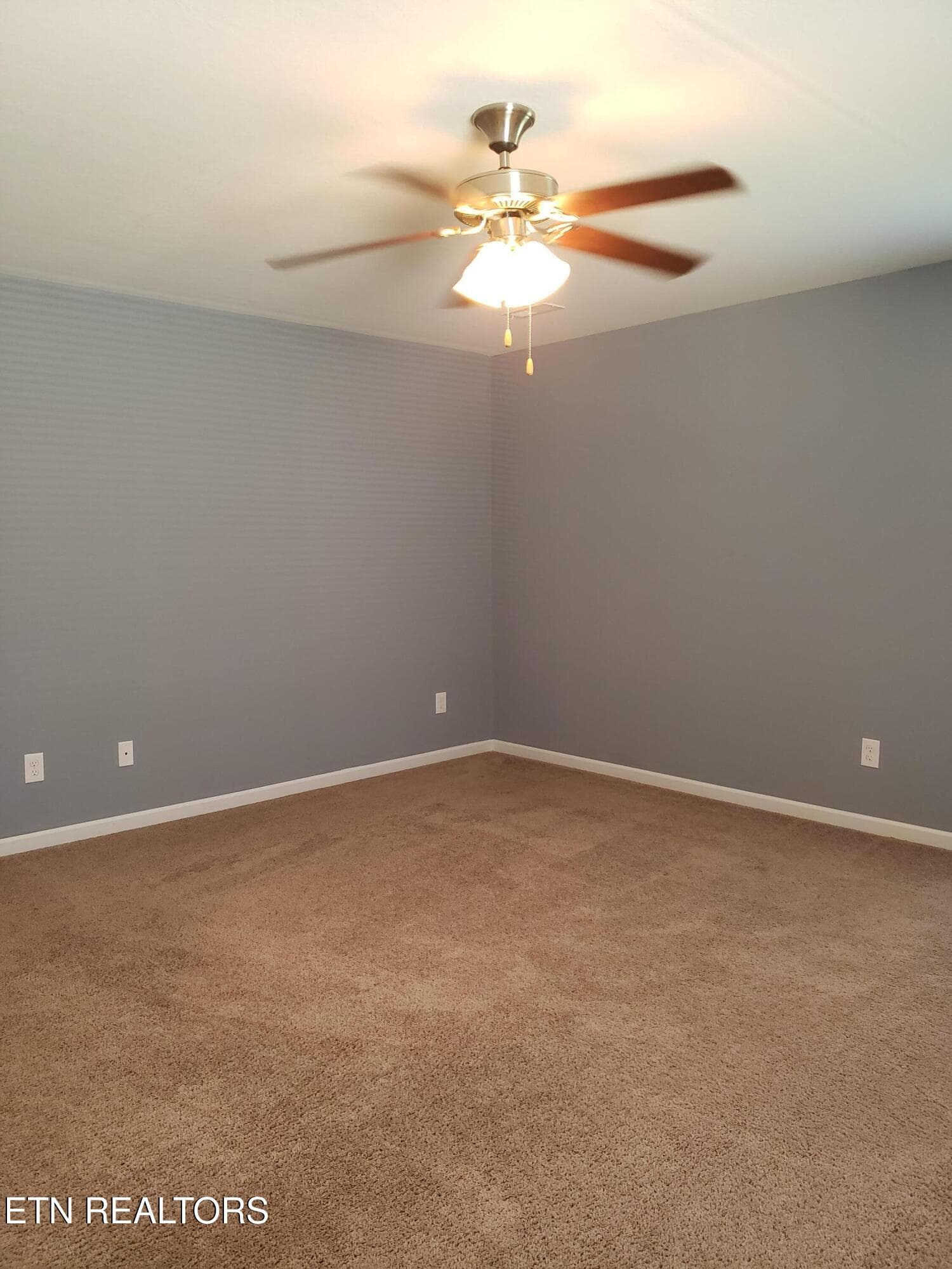 master bedroom - 5901 Apple Valley Drive, Knoxville, TN 37924, Knoxville
