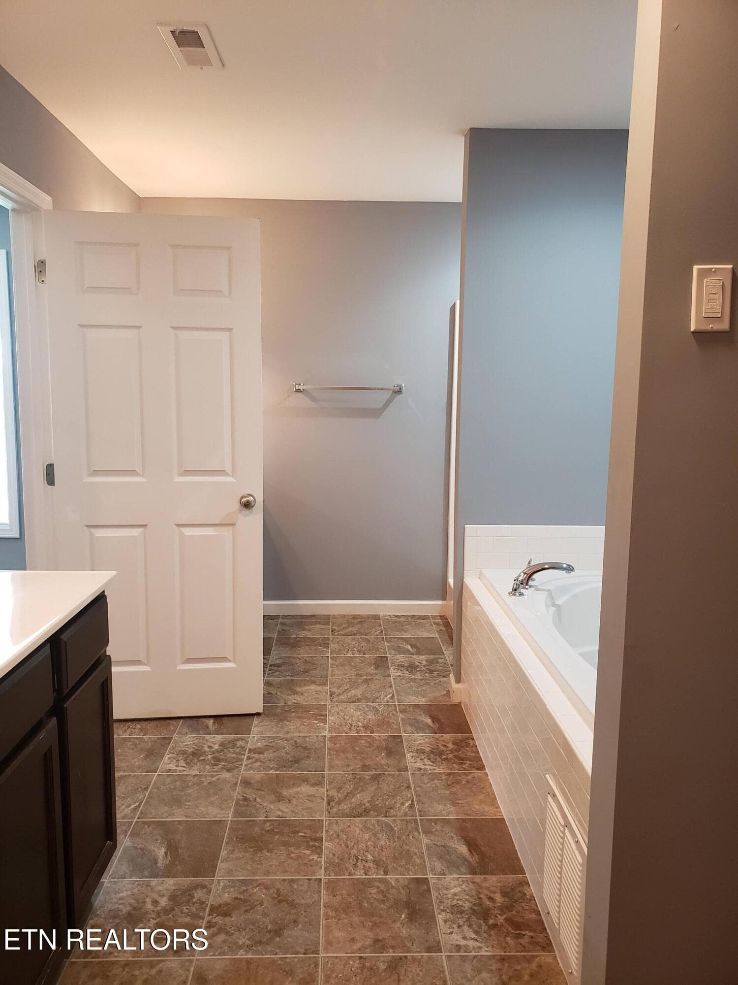 20190828_143553 - 5901 Apple Valley Drive, Knoxville, TN 37924, Knoxville